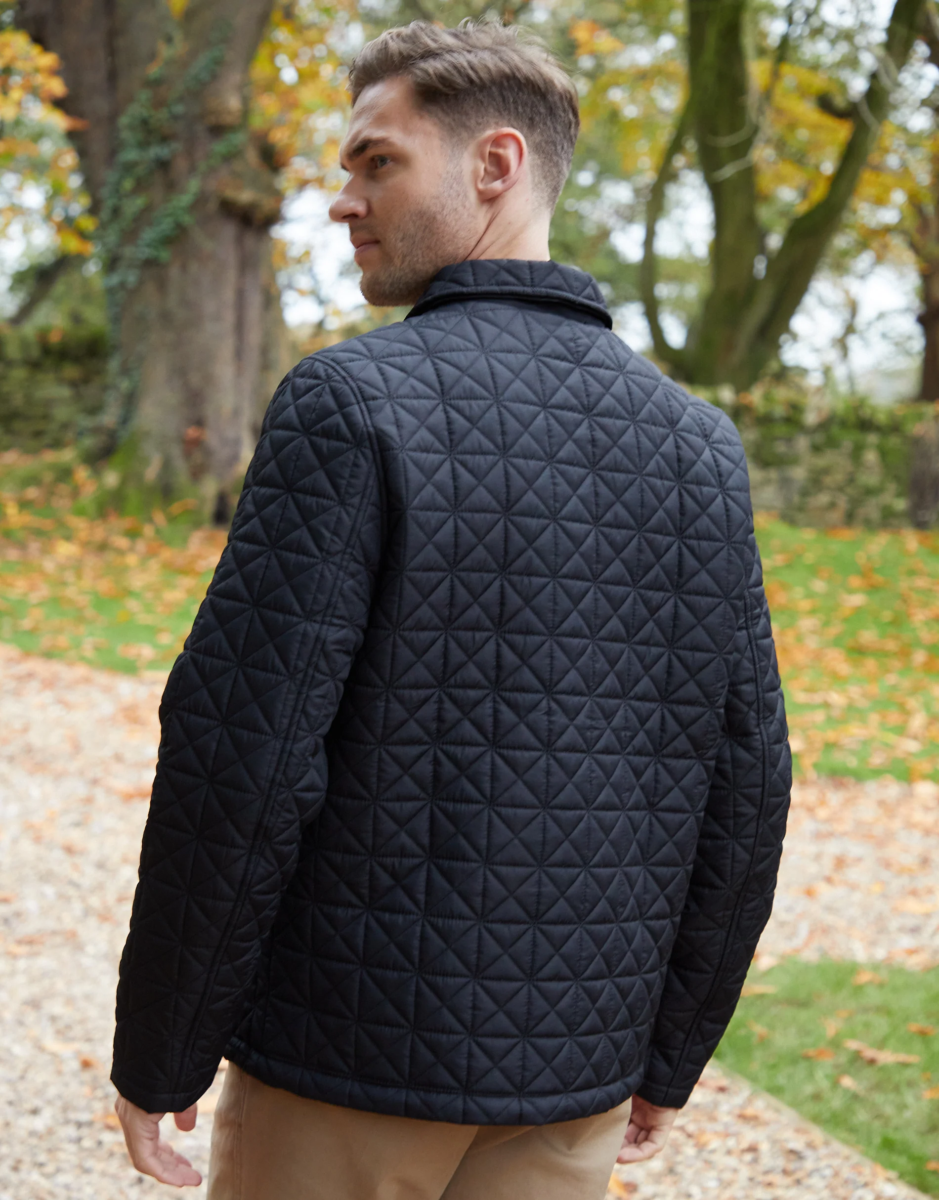 Collared Quilted Jacket in Black - Image 2