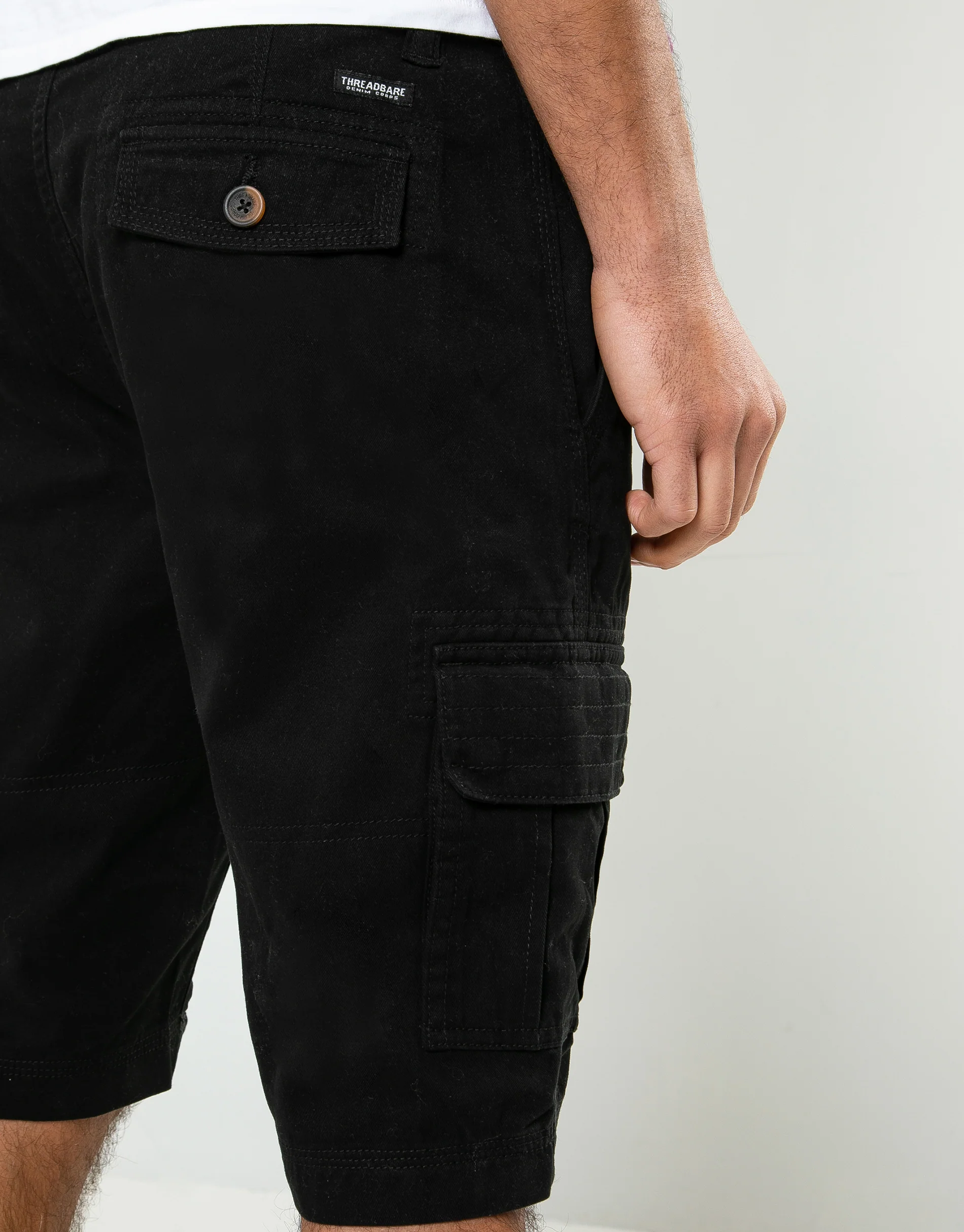 Cargo Shorts in Black - Image 4