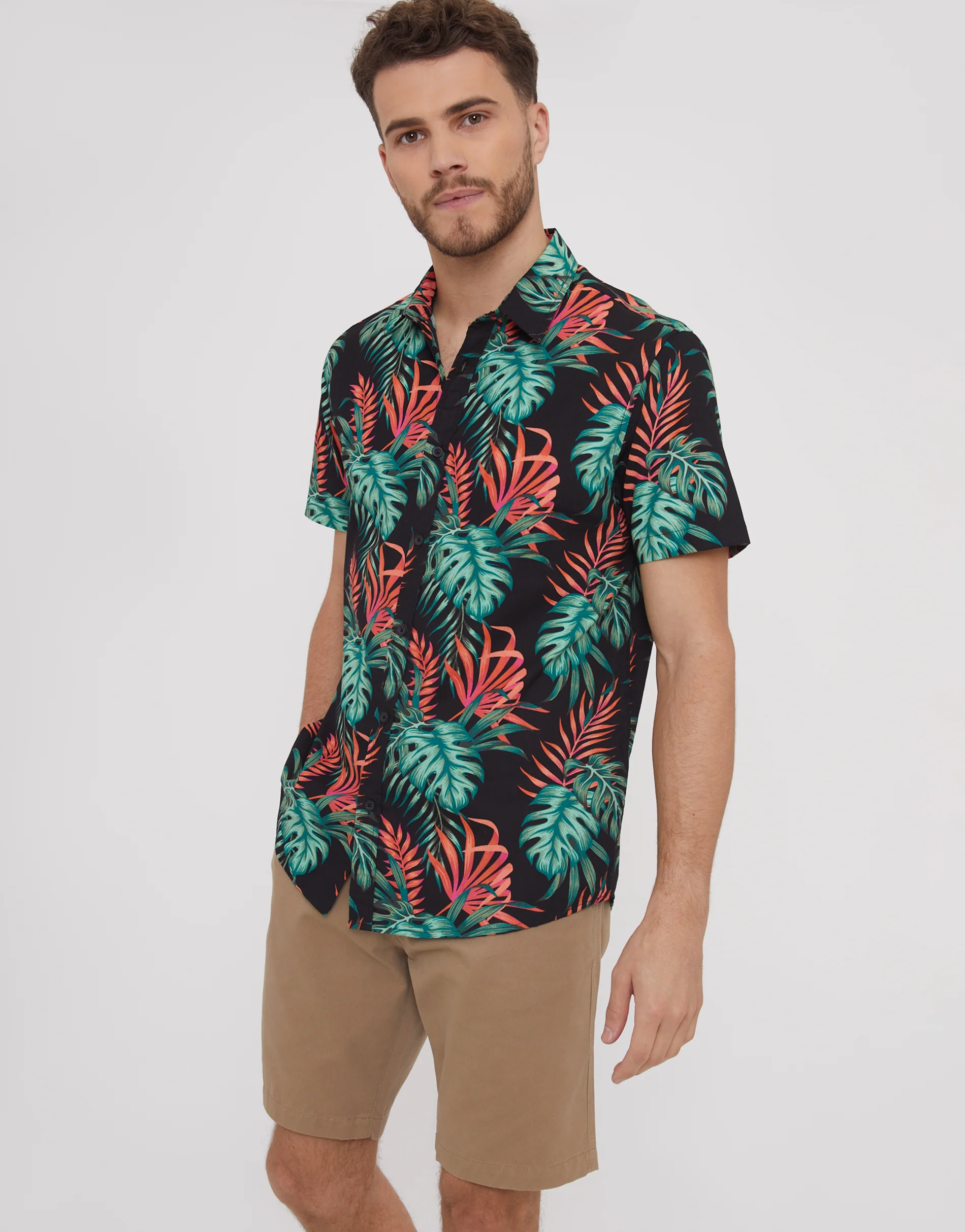 Cotton Tropical Print Short Sleeve Shirt in Black