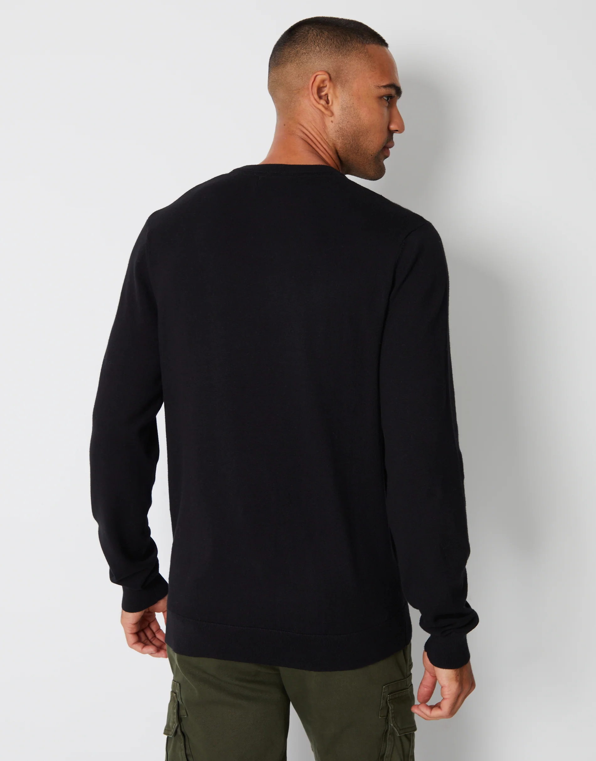 Crew Neck Knitted Jumper in Black - Image 2