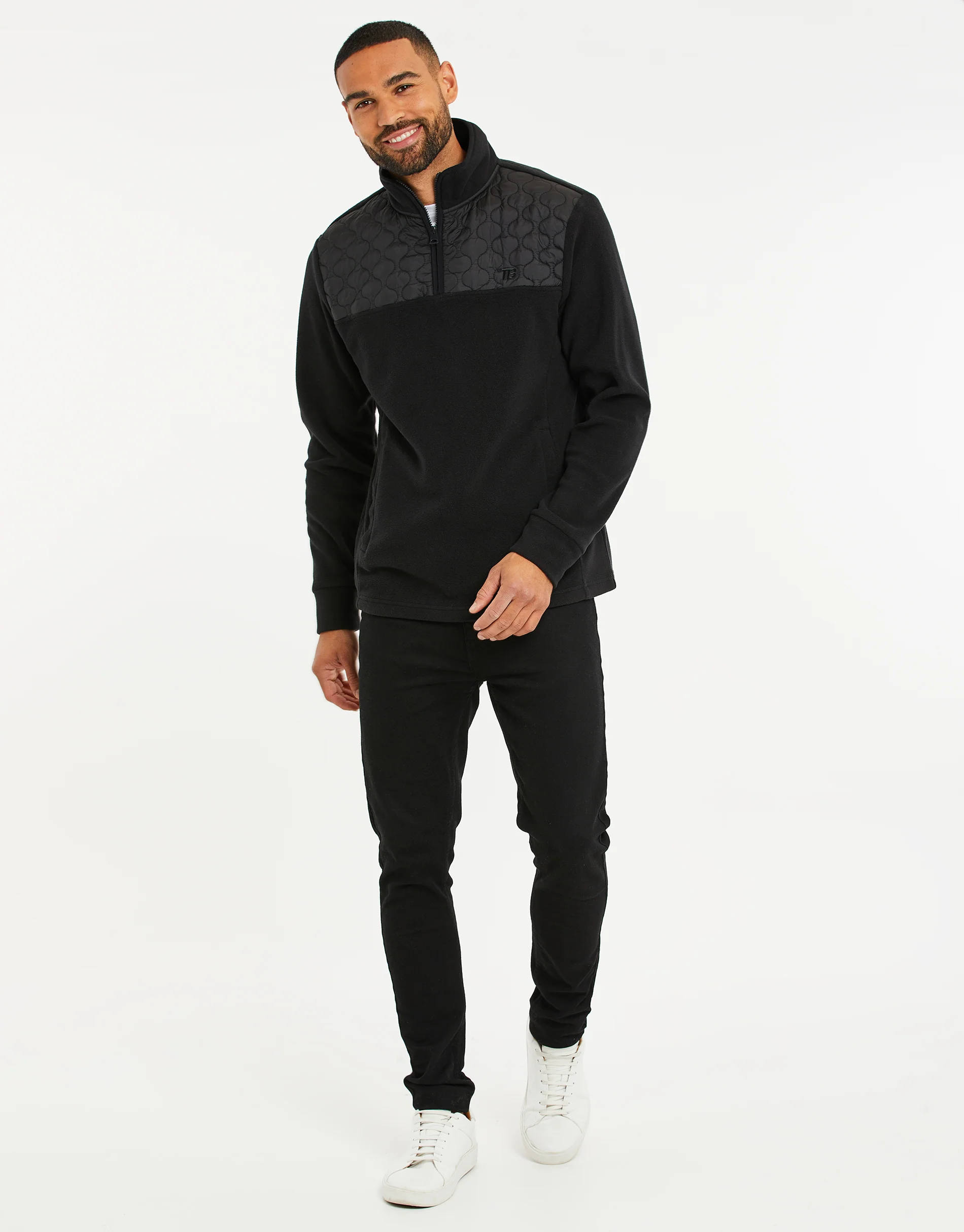 Onion Quilted Quarter Zip Fleece in Black - Image 3
