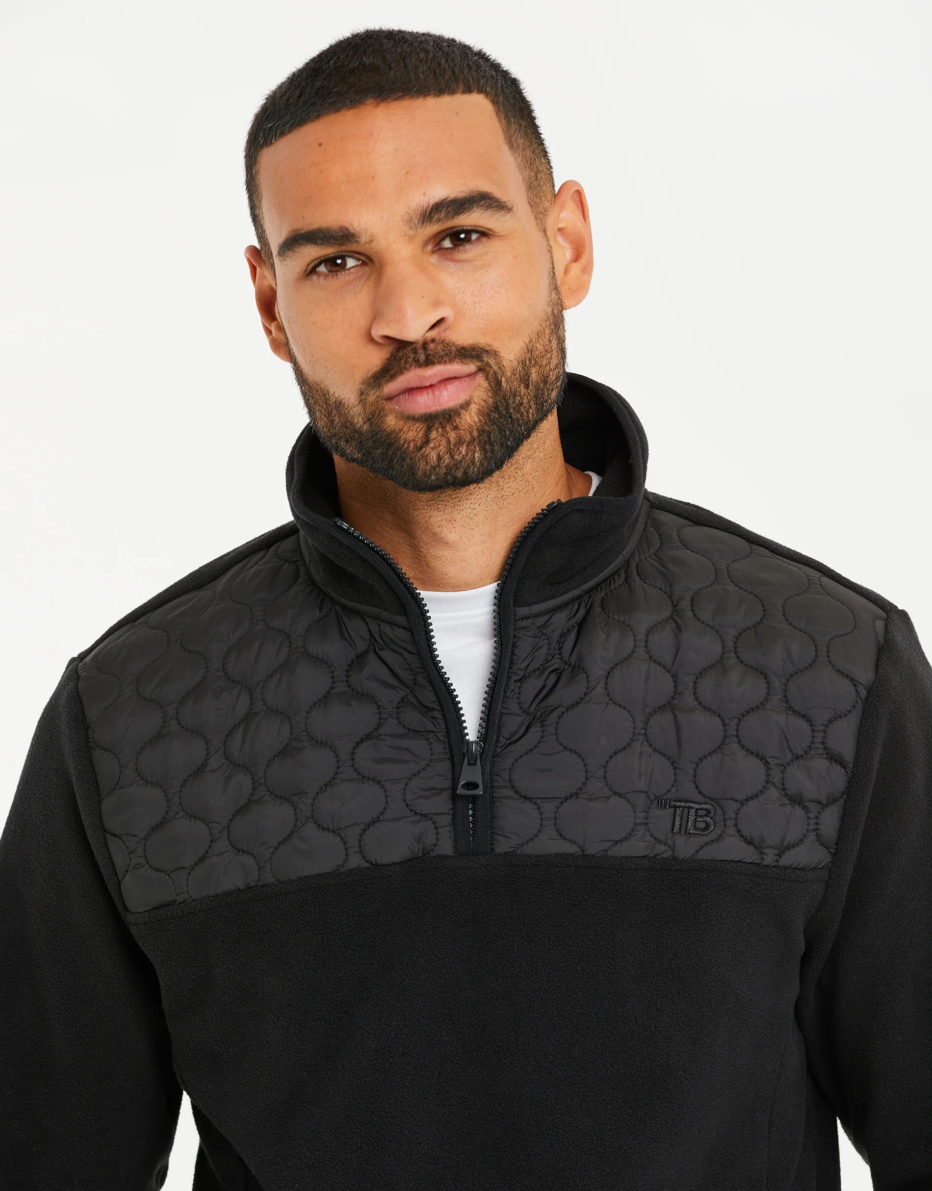 Onion Quilted Quarter Zip Fleece in Black - Image 4