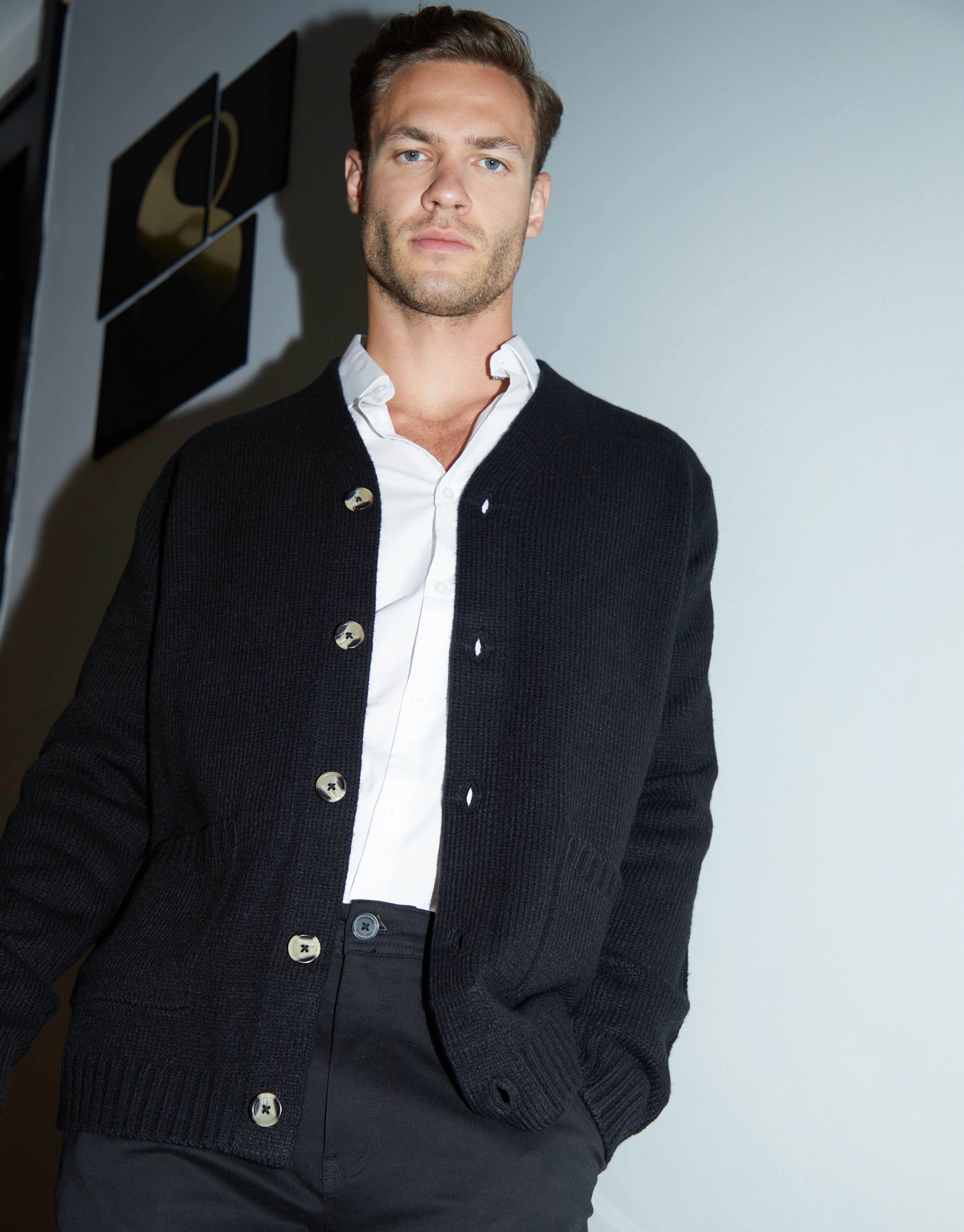Knitted V-Neck Cardigan in Black