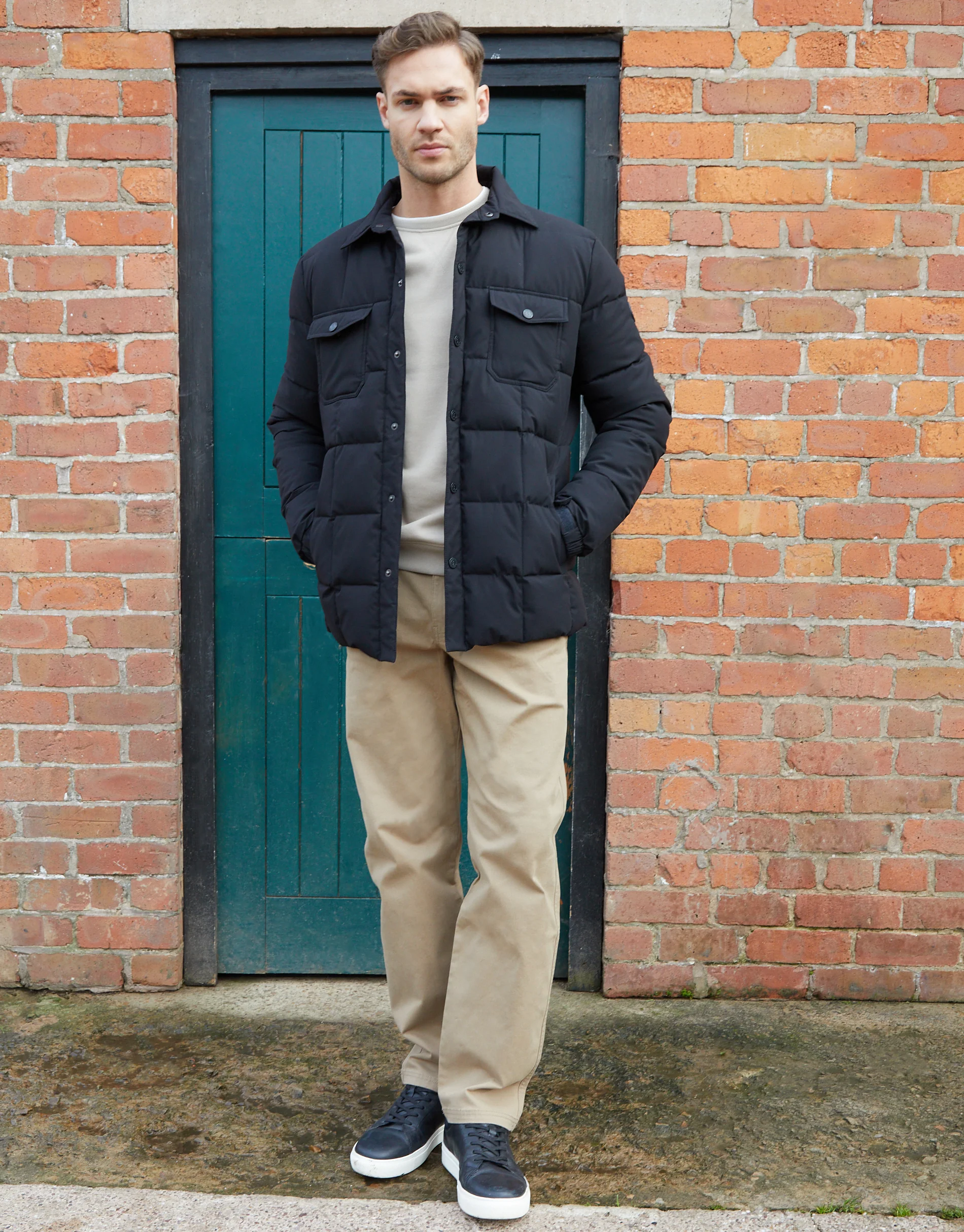 Lightweight Collared Quilted Jacket in Black - Image 3