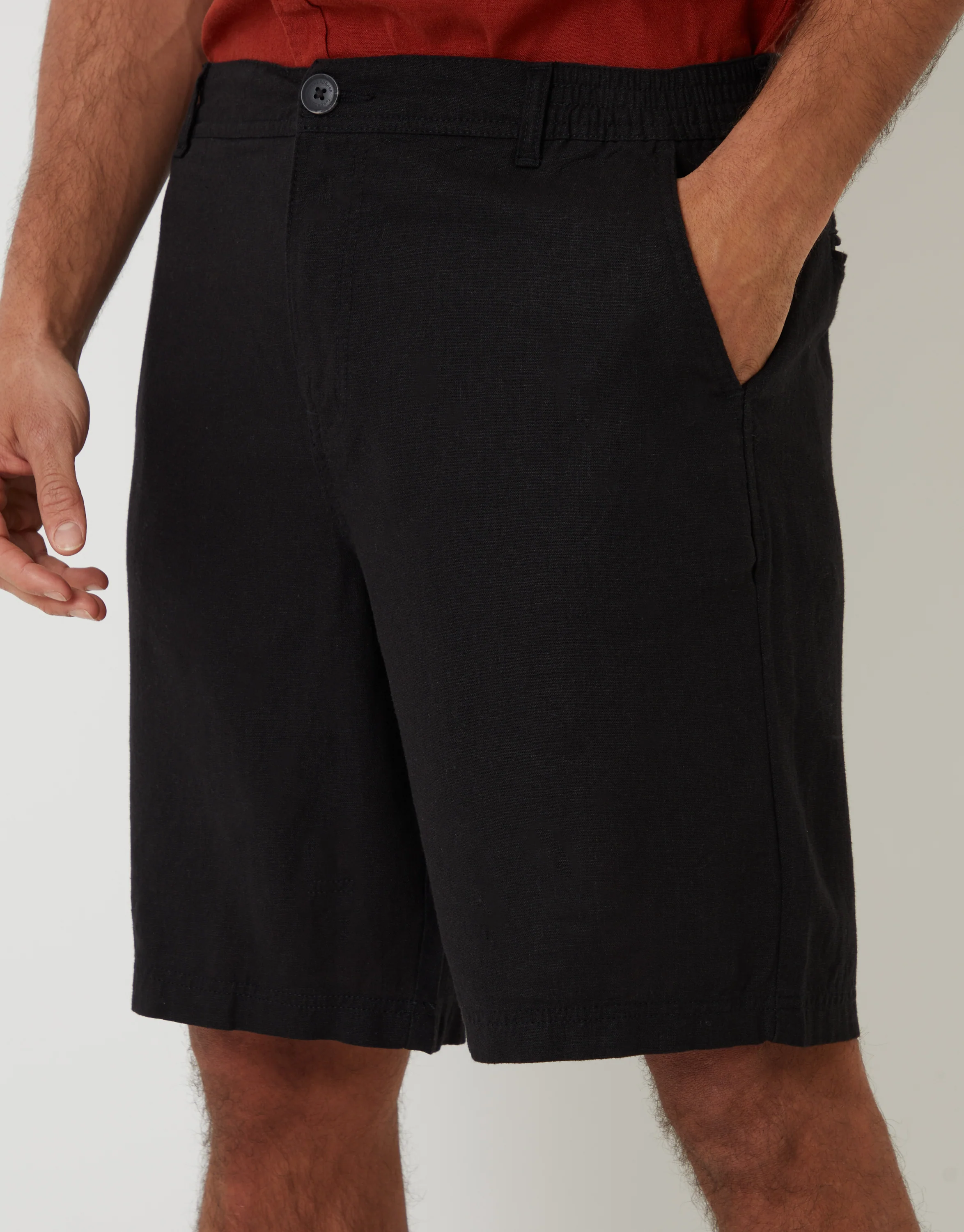 Linen Blend Shorts in Black - Image 4