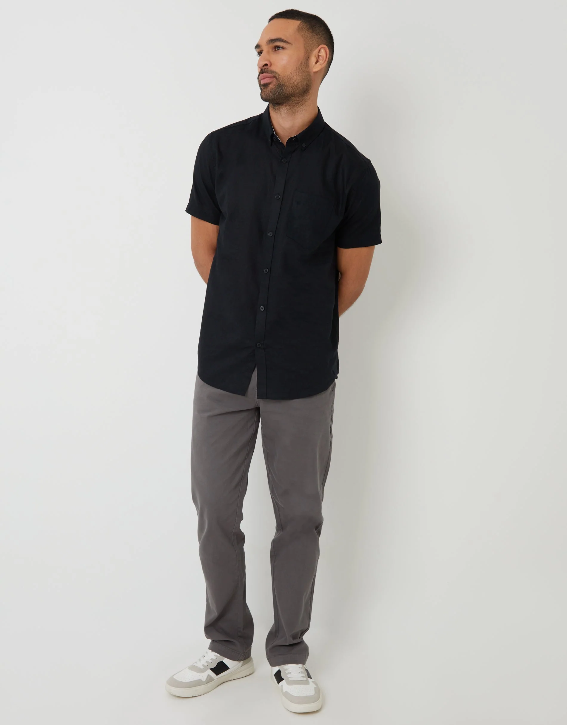 Short Sleeve Linen Blend Shirt in Black - Image 3