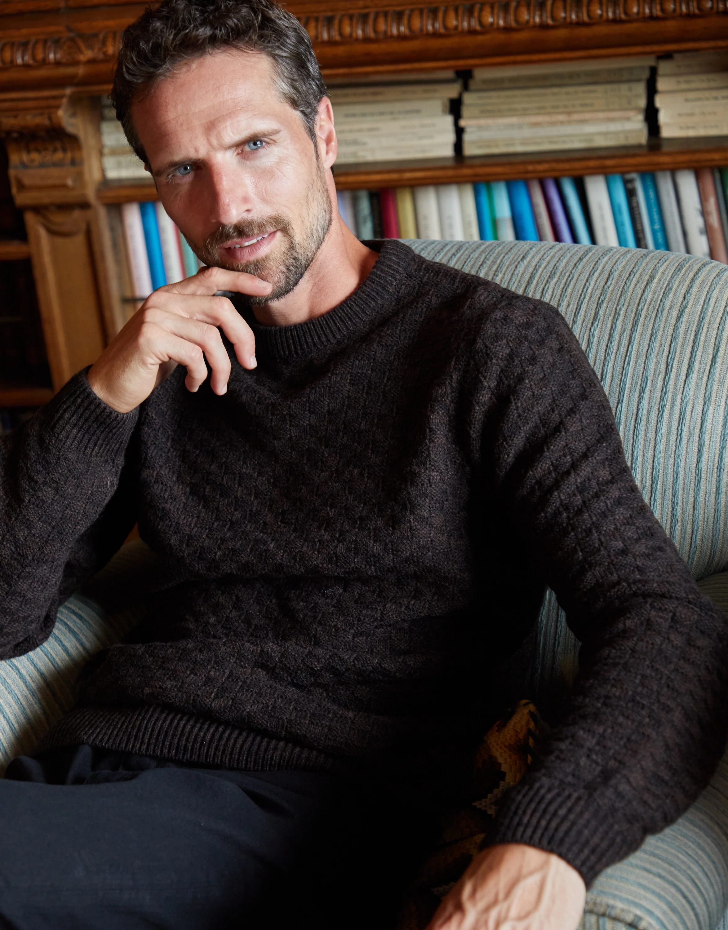 Knitted Crew Neck Jumper in Brown