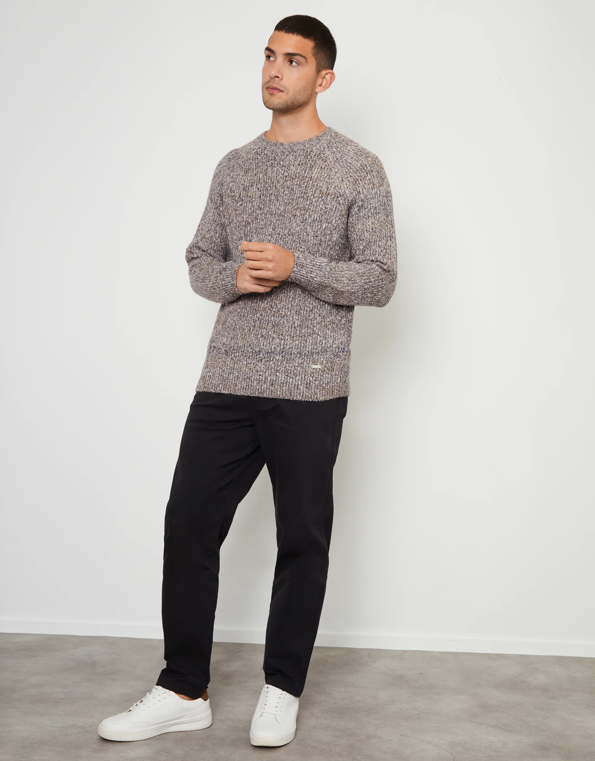 Raglan Sleeve Crew Neck Jumper in Brown - Image 4