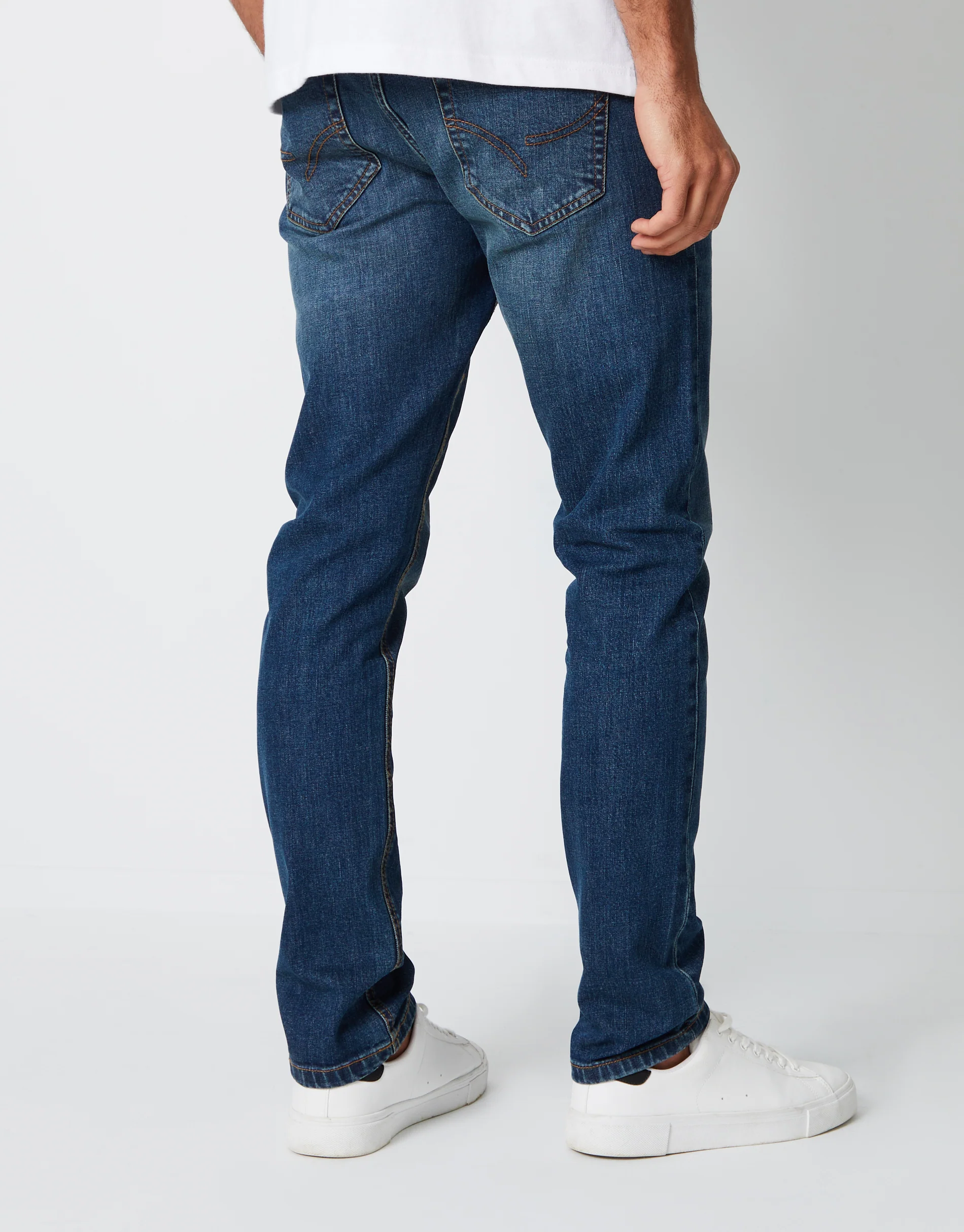 Slim Fit Jeans in Dirty Wash - Image 2
