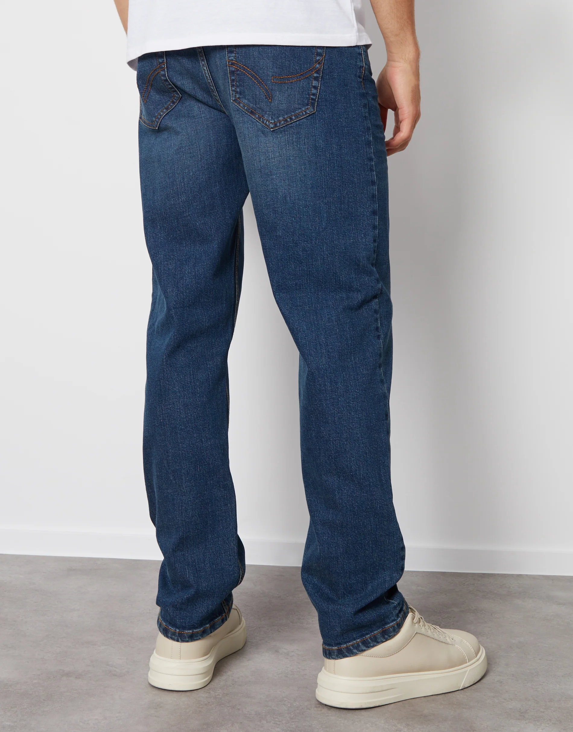 Straight Leg Jeans in Dirty Wash - Image 2
