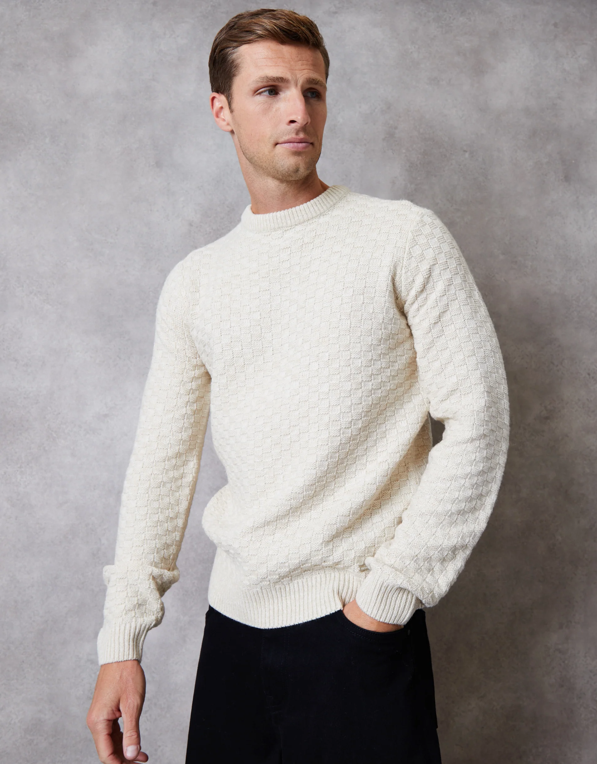Knitted Crew Neck Jumper in Ecru