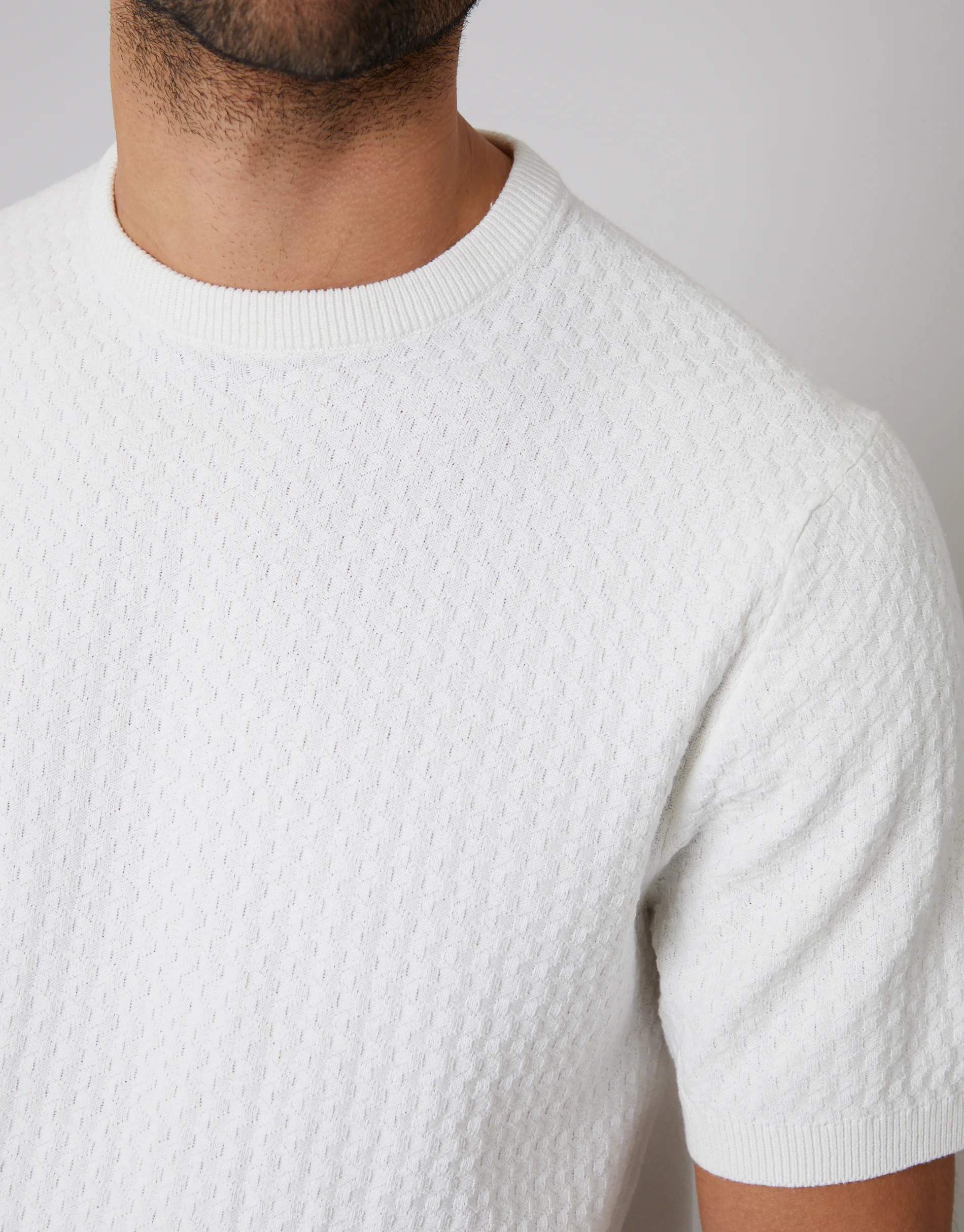 Textured Front Knitted T-Shirt in Ecru - Image 4
