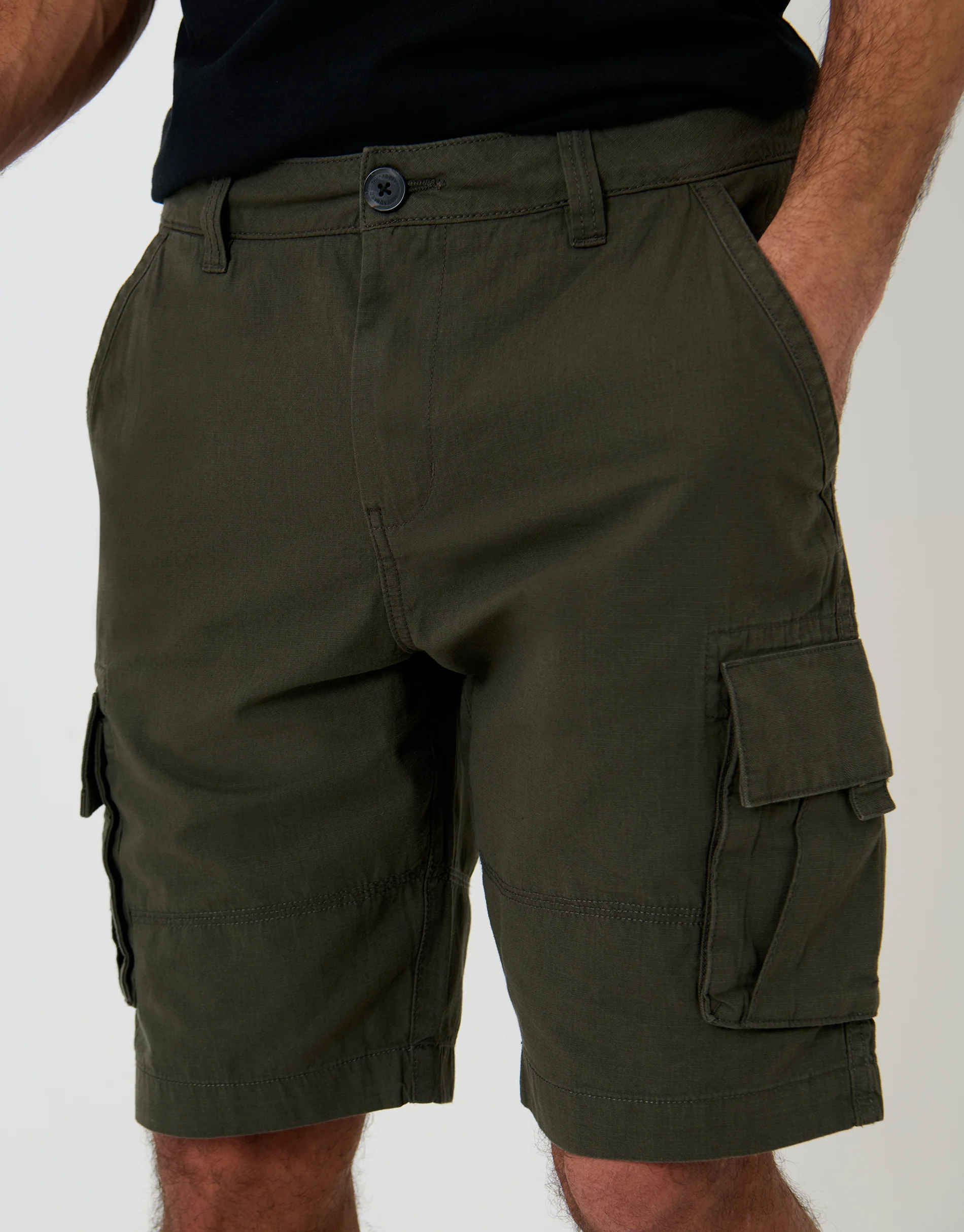 Cargo Shorts in Forest Green - Image 4
