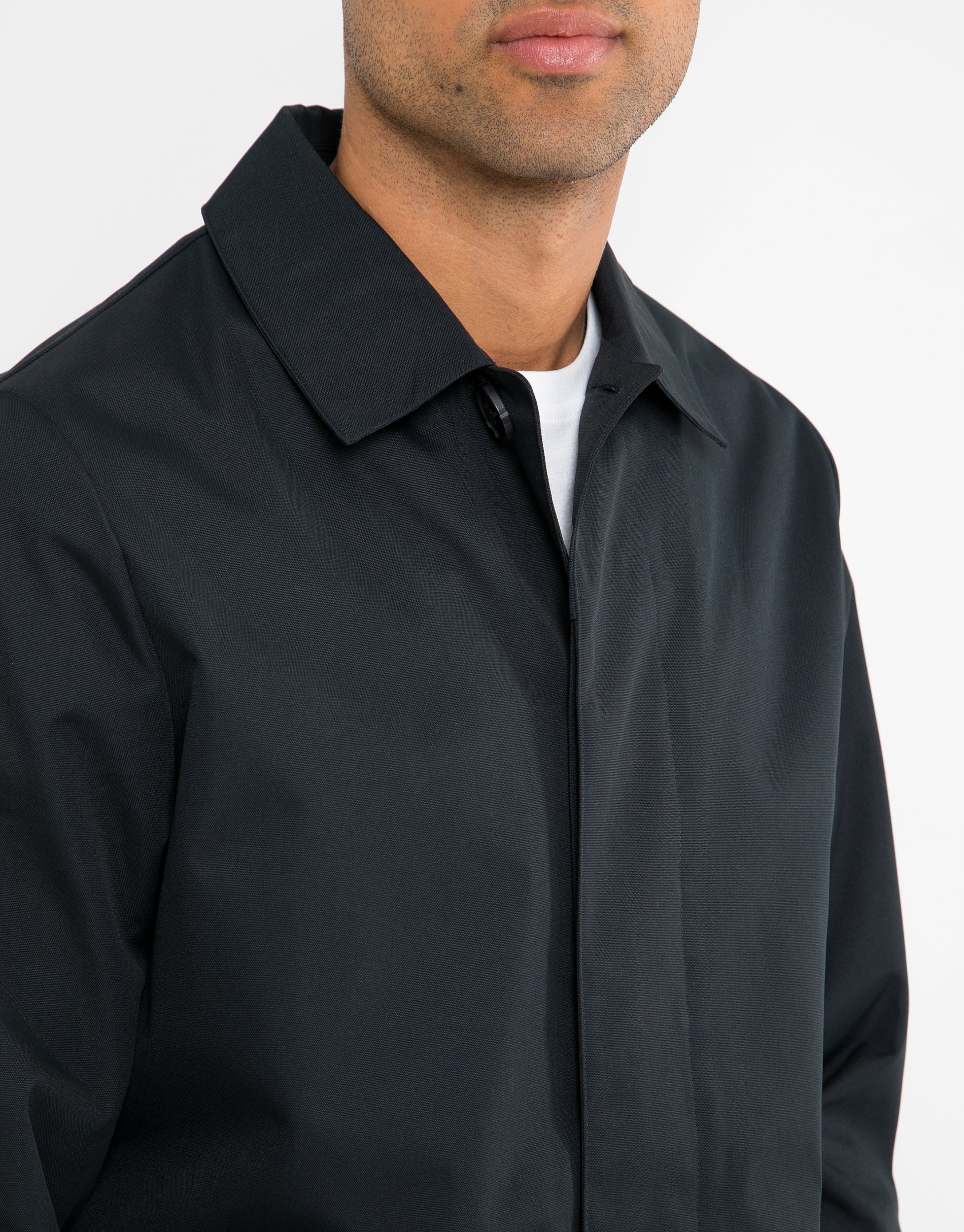 Showerproof Longline Mac in Navy - Image 4