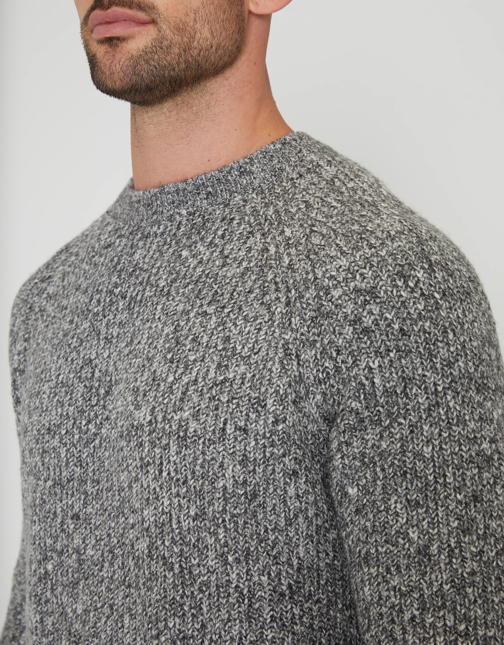 Raglan Sleeve Crew Neck Jumper in Grey Marl - Image 4