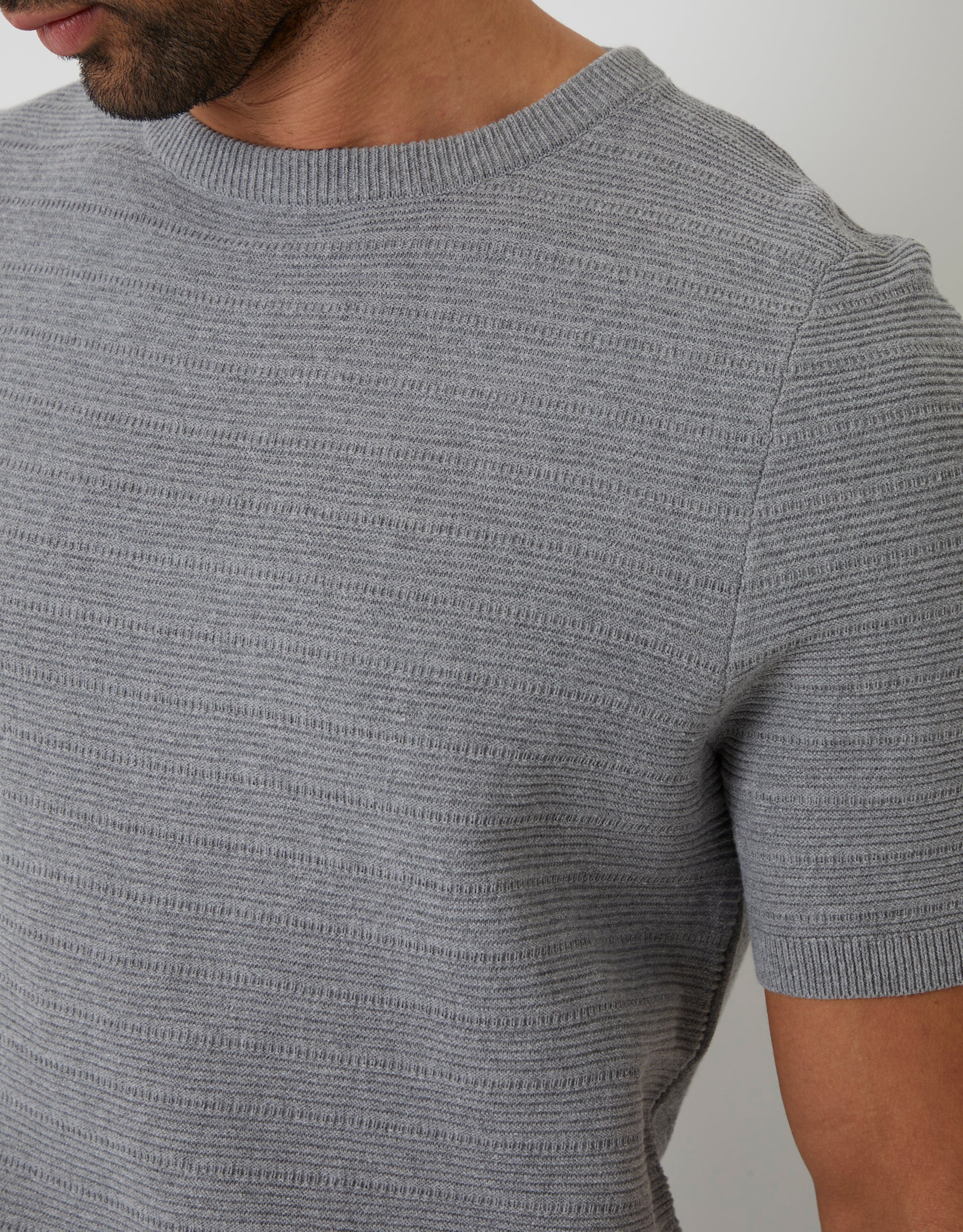 Textured Knitted T-Shirt in Grey Marl - Image 4