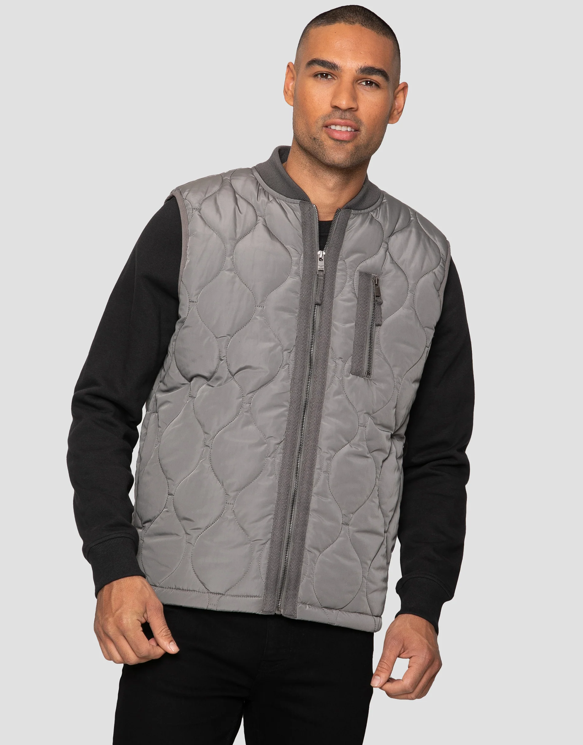 Onion Quilted Gilet in Grey