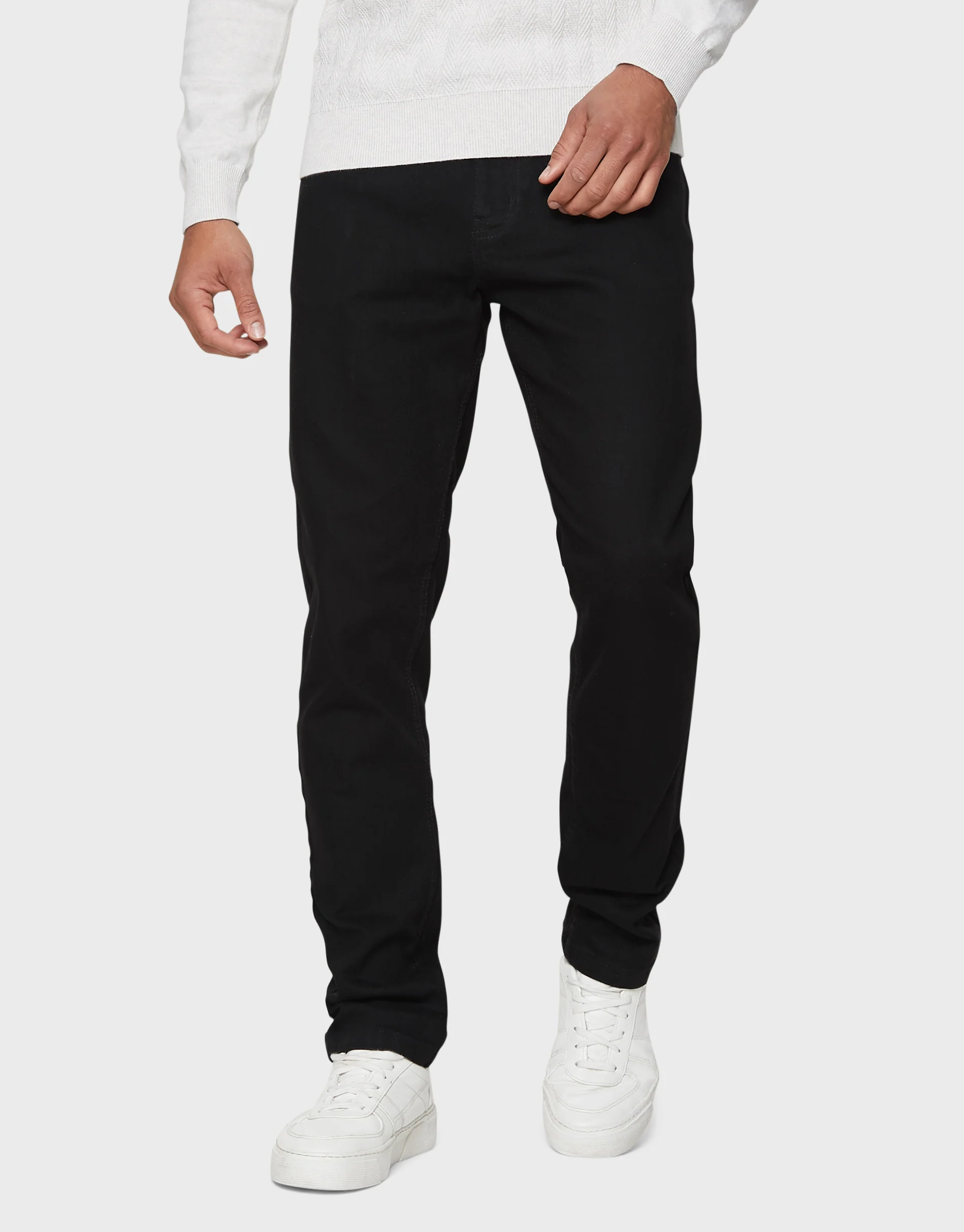 Slim Fit Jeans in Black