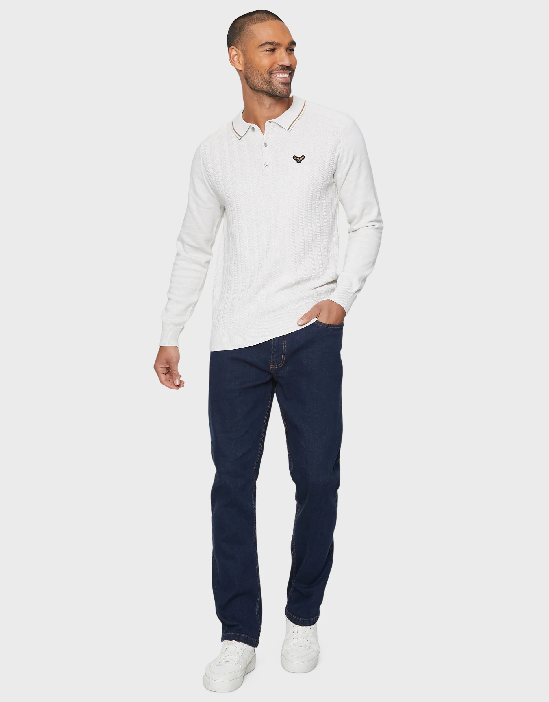 Slim Fit Jeans in Rinse - Image 3