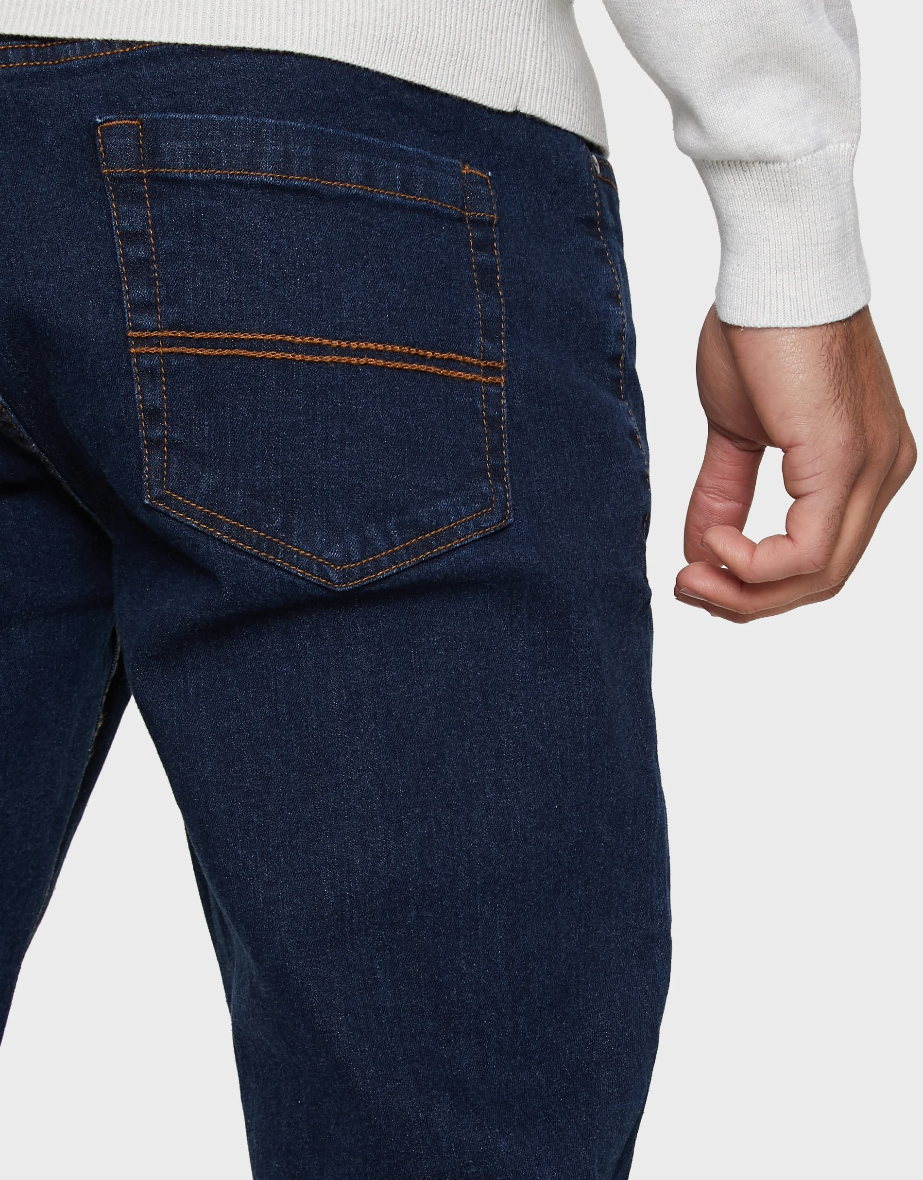Slim Fit Jeans in Rinse - Image 4