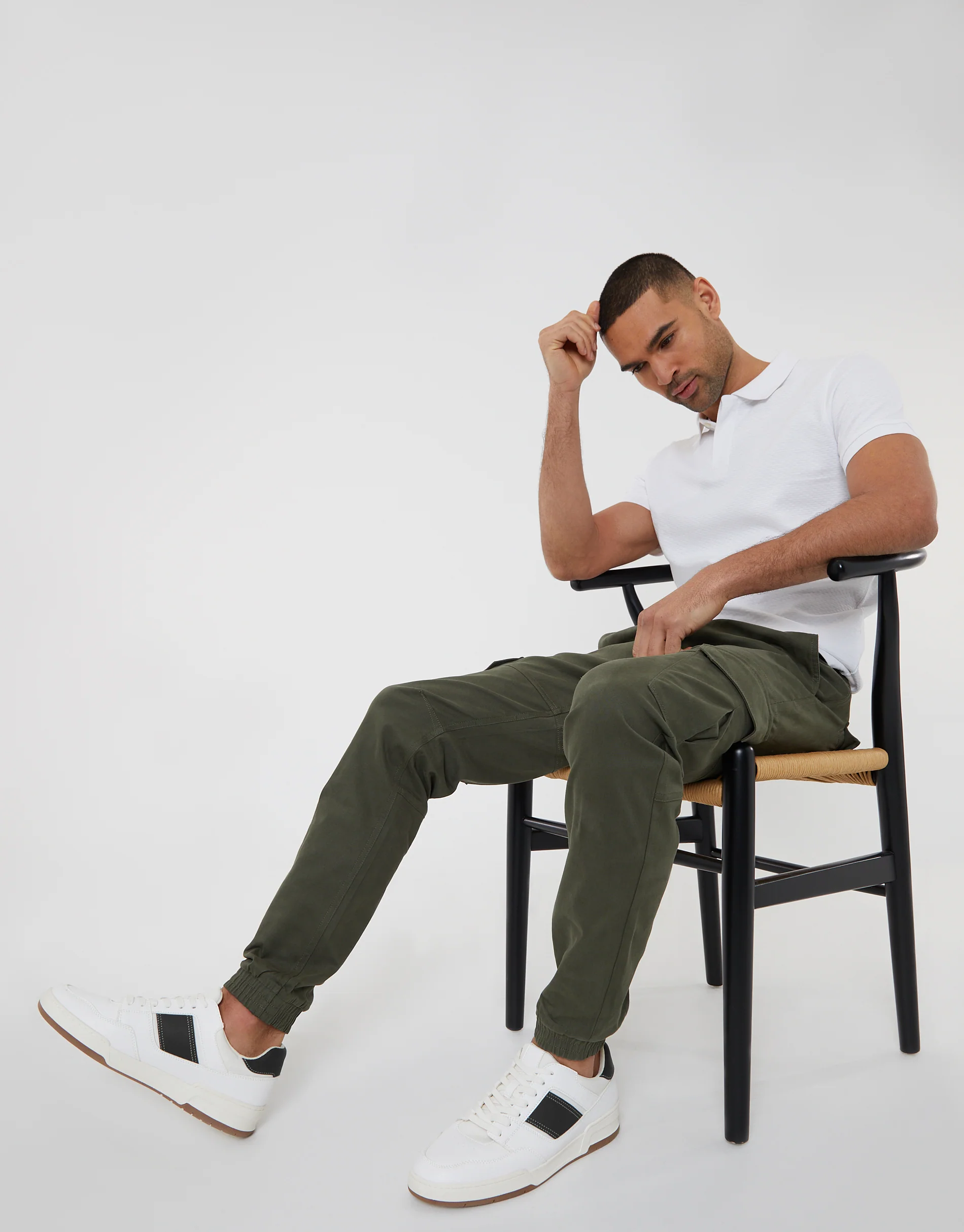 Jogger Style Cargo Trousers in Khaki Green