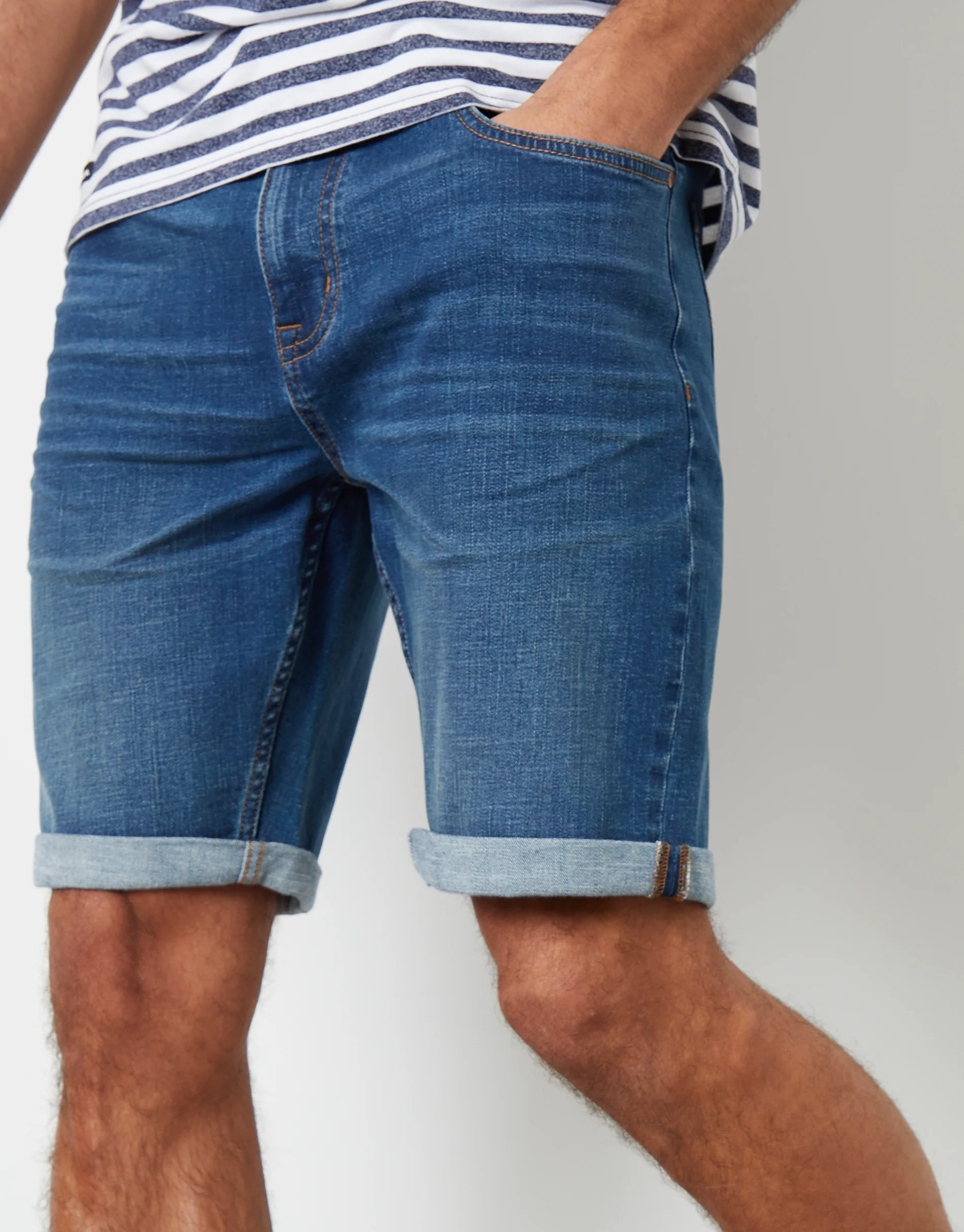 Blue Denim Shorts in Mid Wash - Image 4