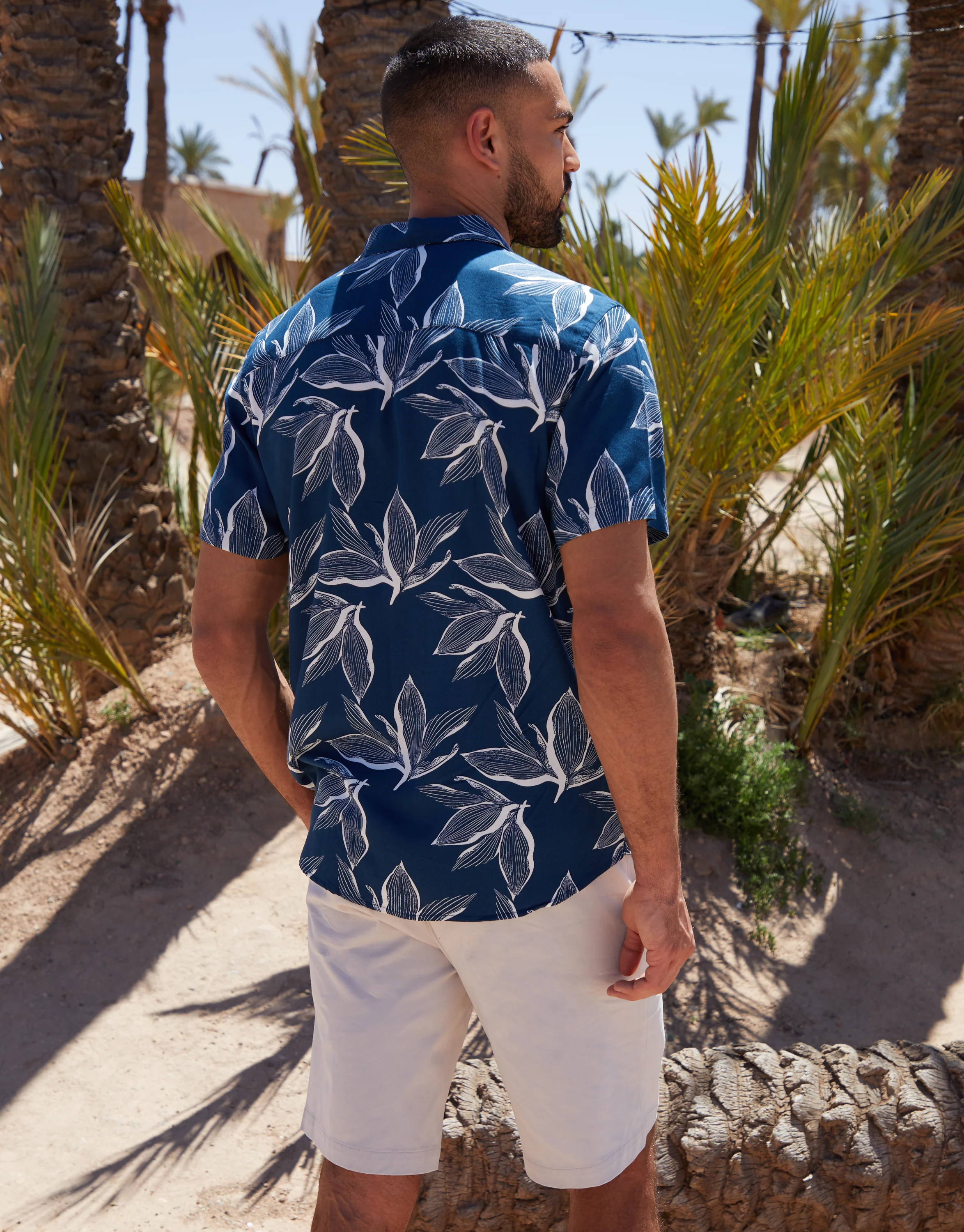 Leaf Print Short Sleeve Shirt in Navy - Image 2