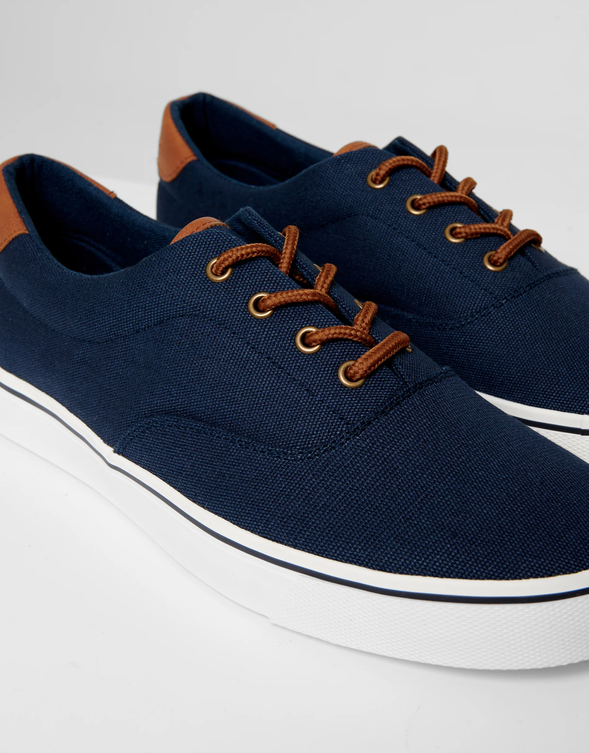 Canvas Trainers in Navy - Image 3