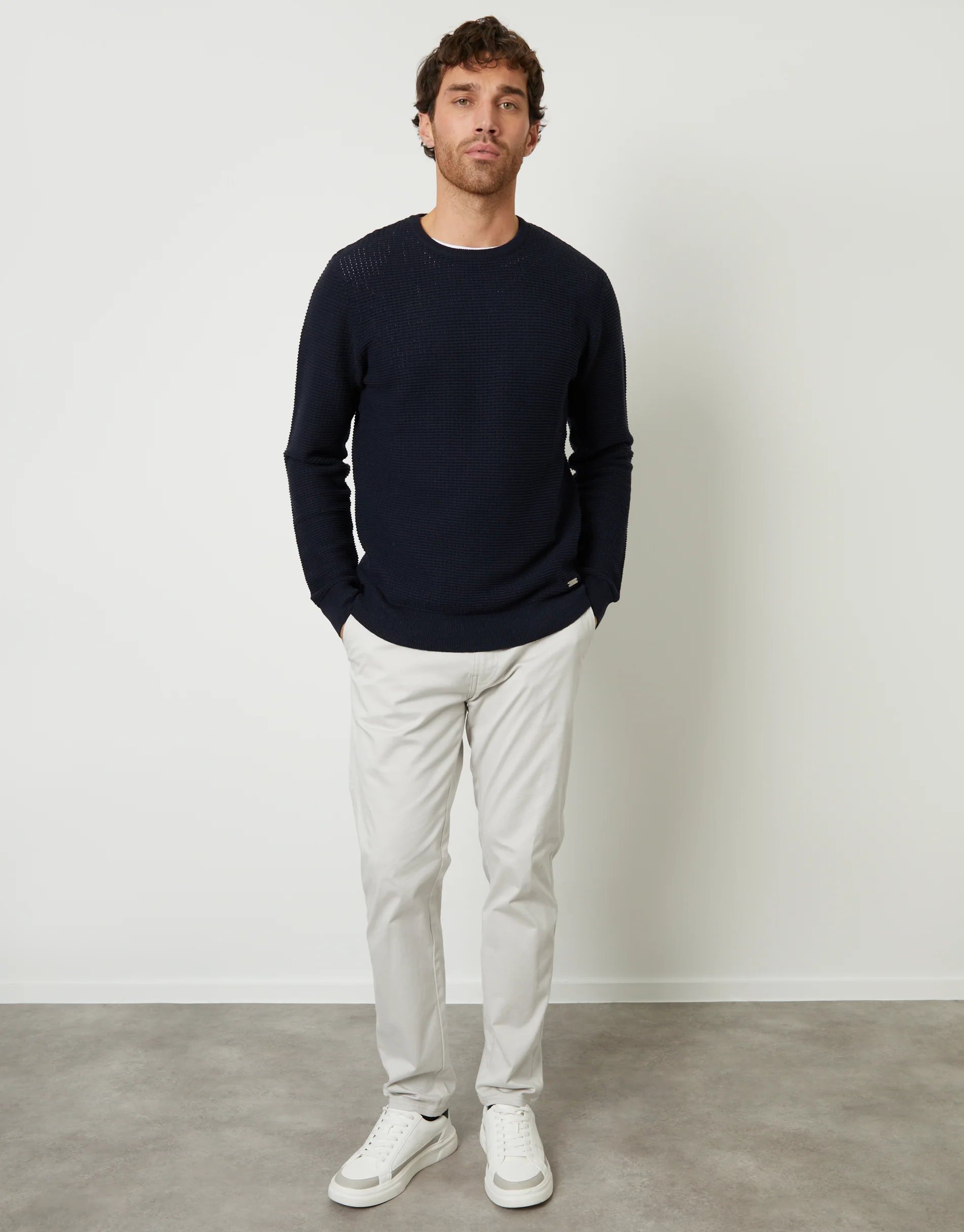 Crochet Knit Crew Neck Jumper in Navy - Image 3