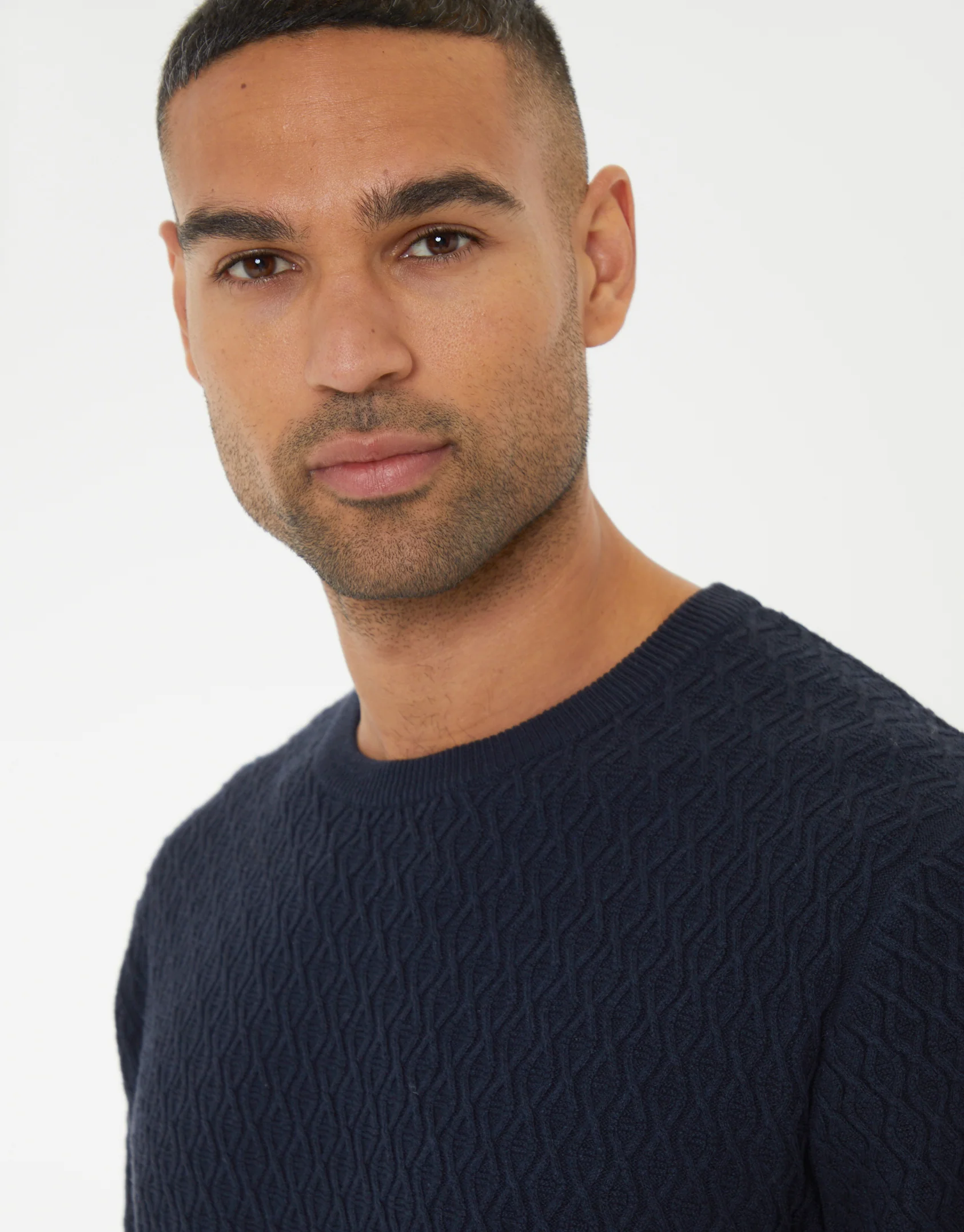 Mini Cable Knit Crew Neck Jumper in Navy - Image 4