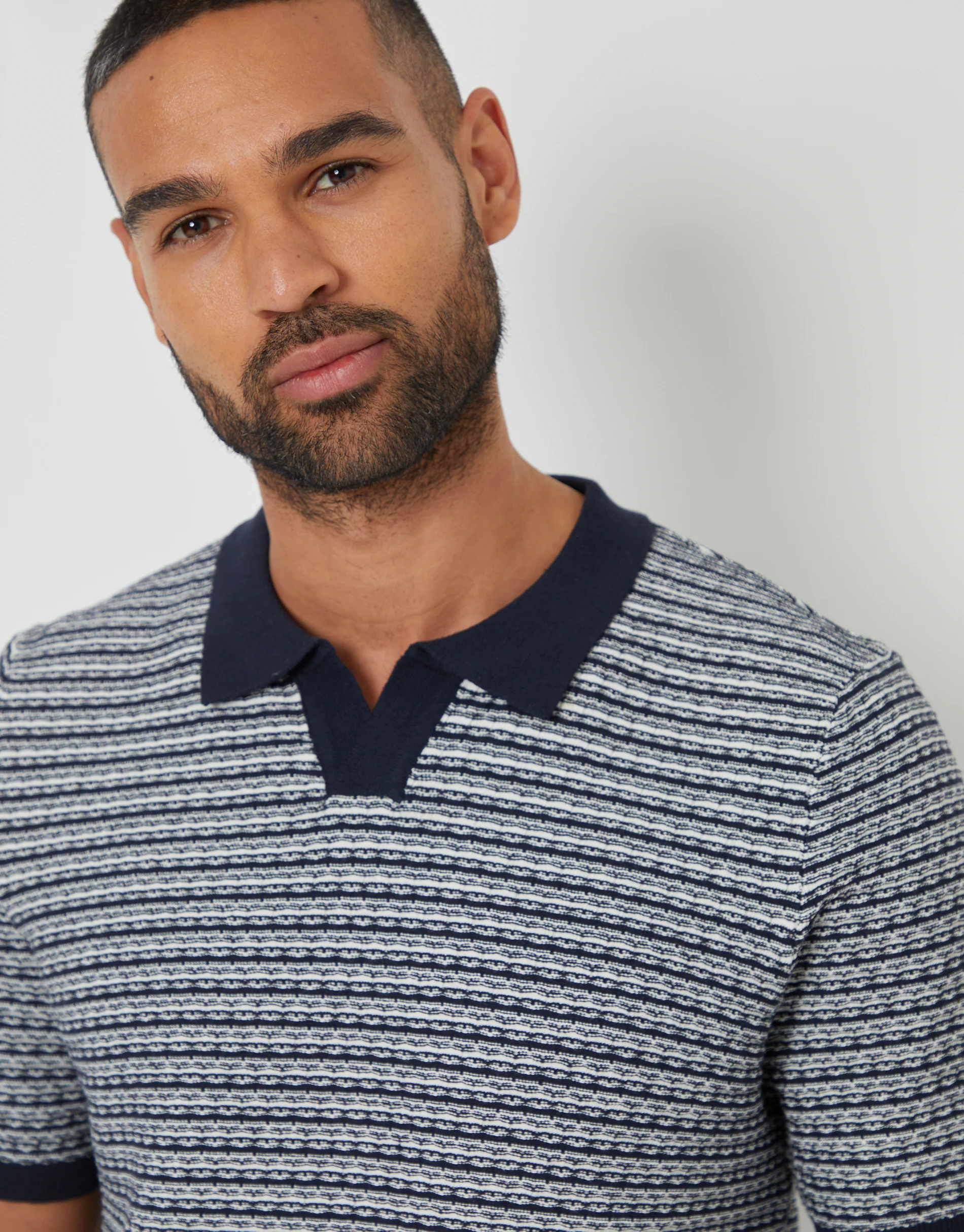Textured Knit Trophy Neck Polo in Navy Stripe - Image 4