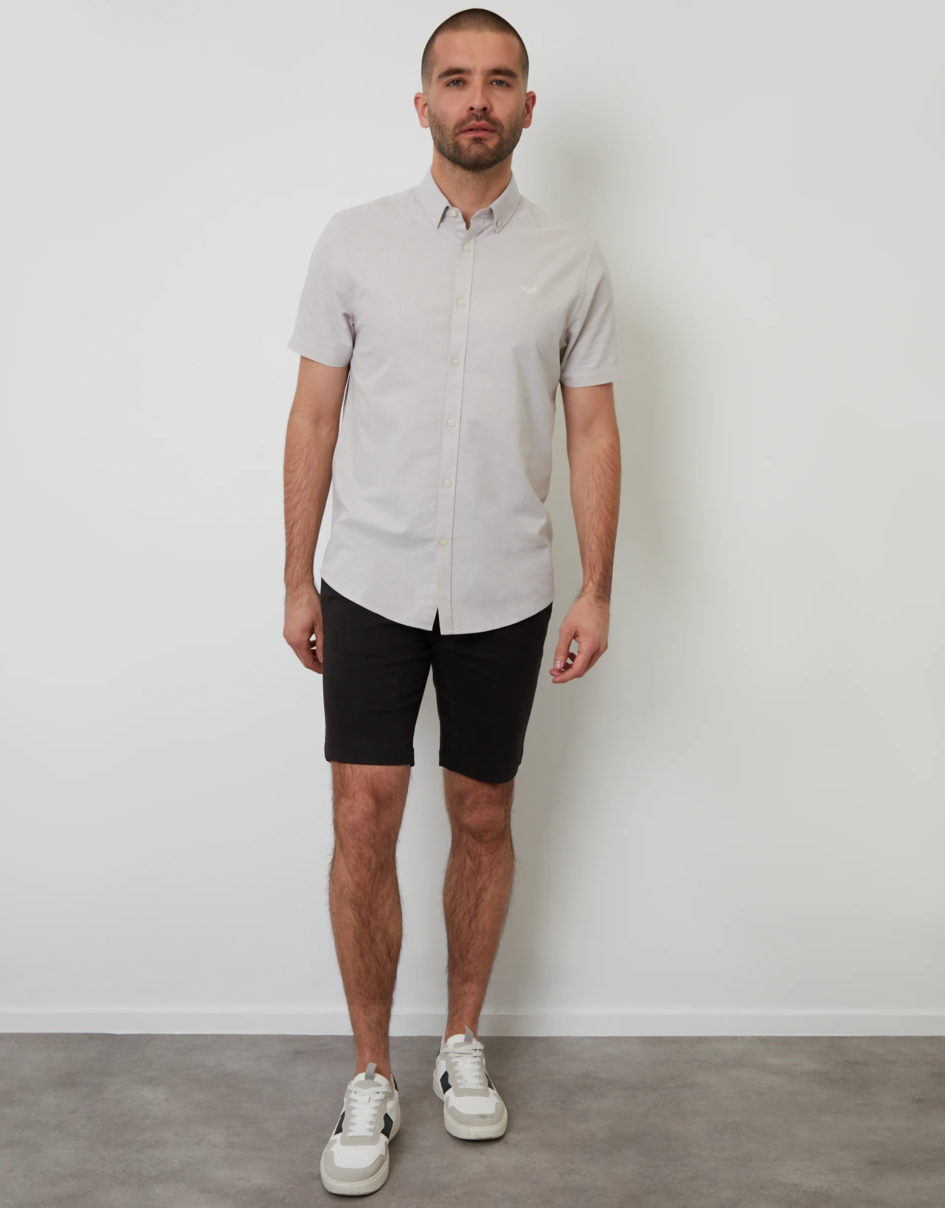 Short Sleeve Shirt in Stone - Image 3