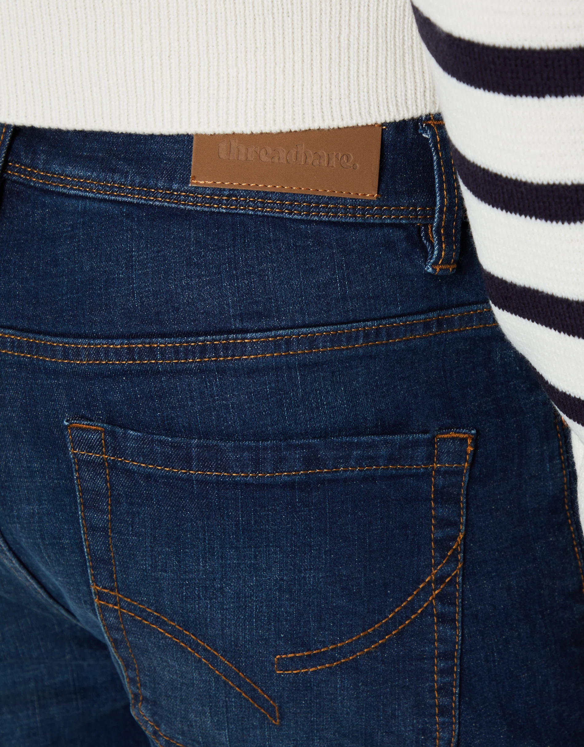 Slim Fit Jeans in Vintage Wash - Image 4