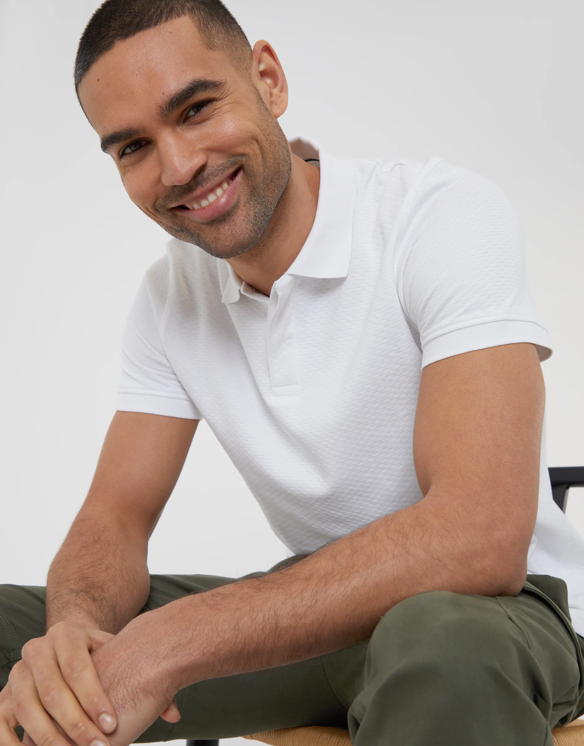 Textured Hidden Placket Polo Shirt in White