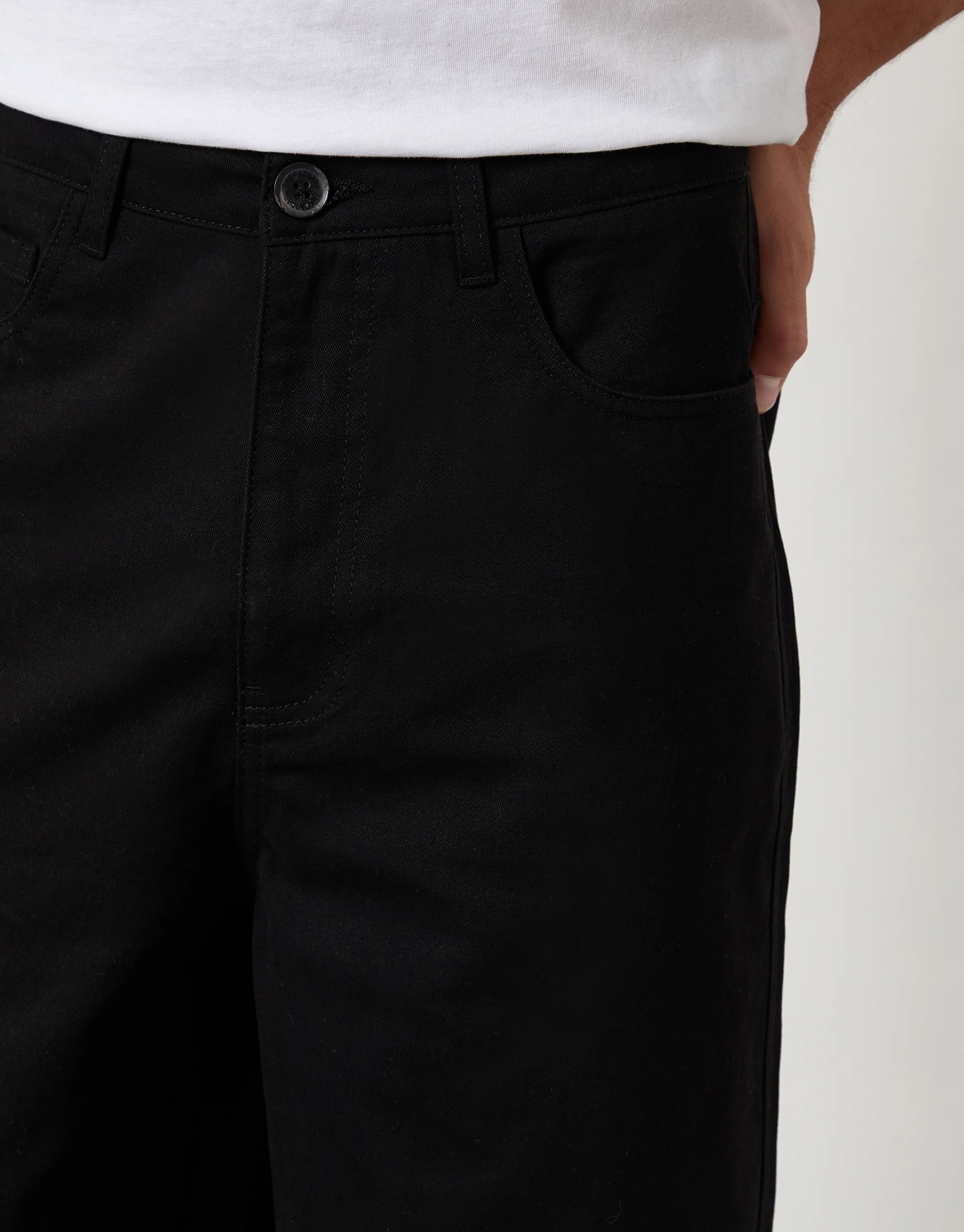 Baggy Fit 5 Pocket Chino Trousers in Black - Image 4