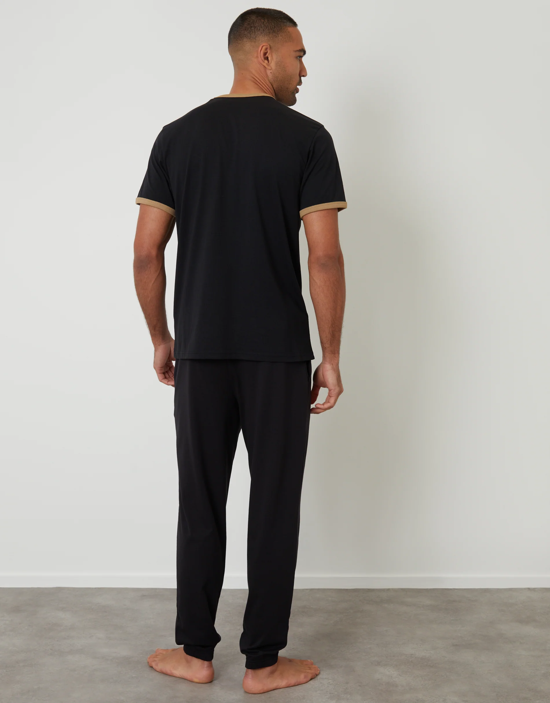 Contrast Binding Lounge Set in Black - Image 3
