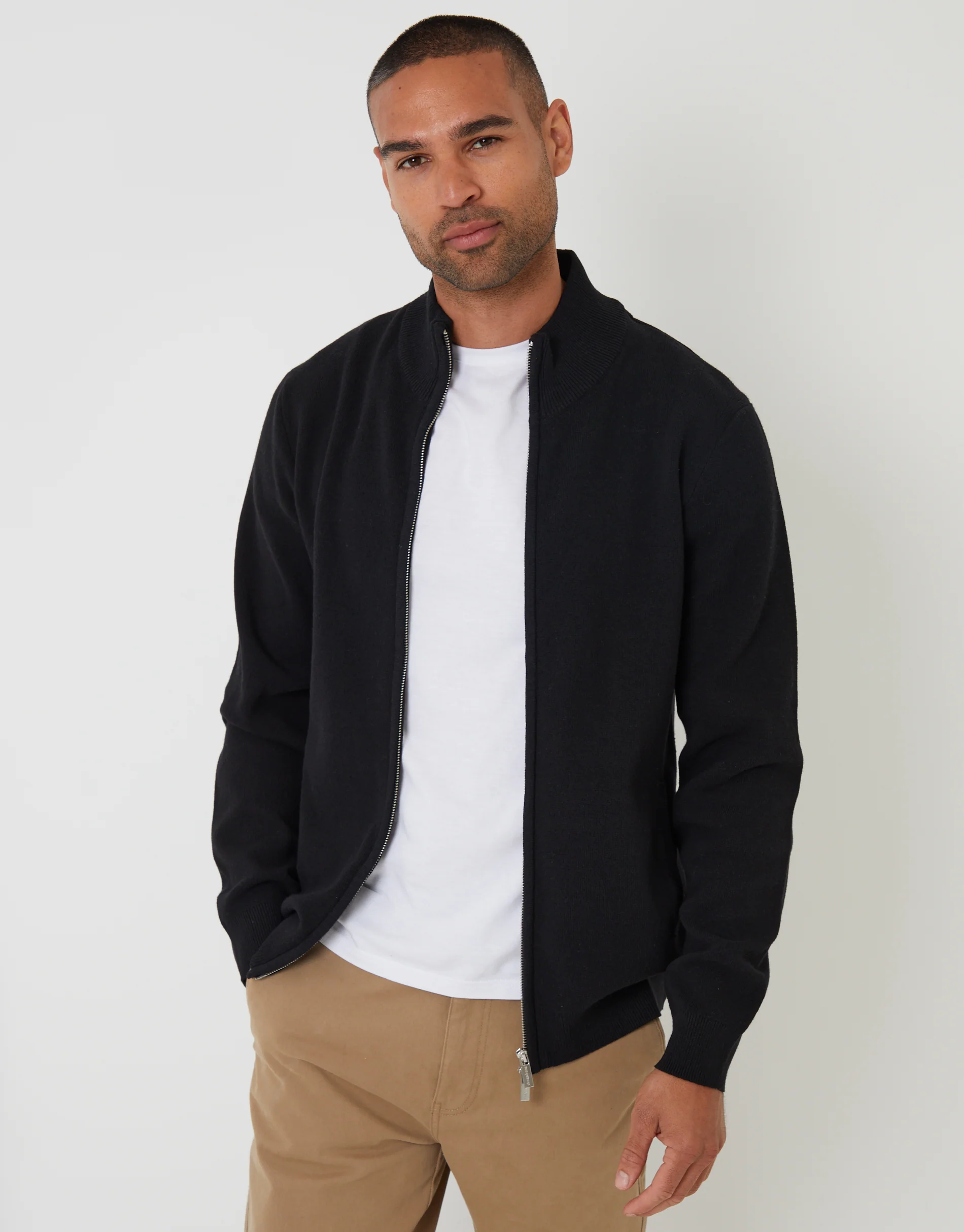 Knitted Zip Up Funnel Neck Cardigan in Black