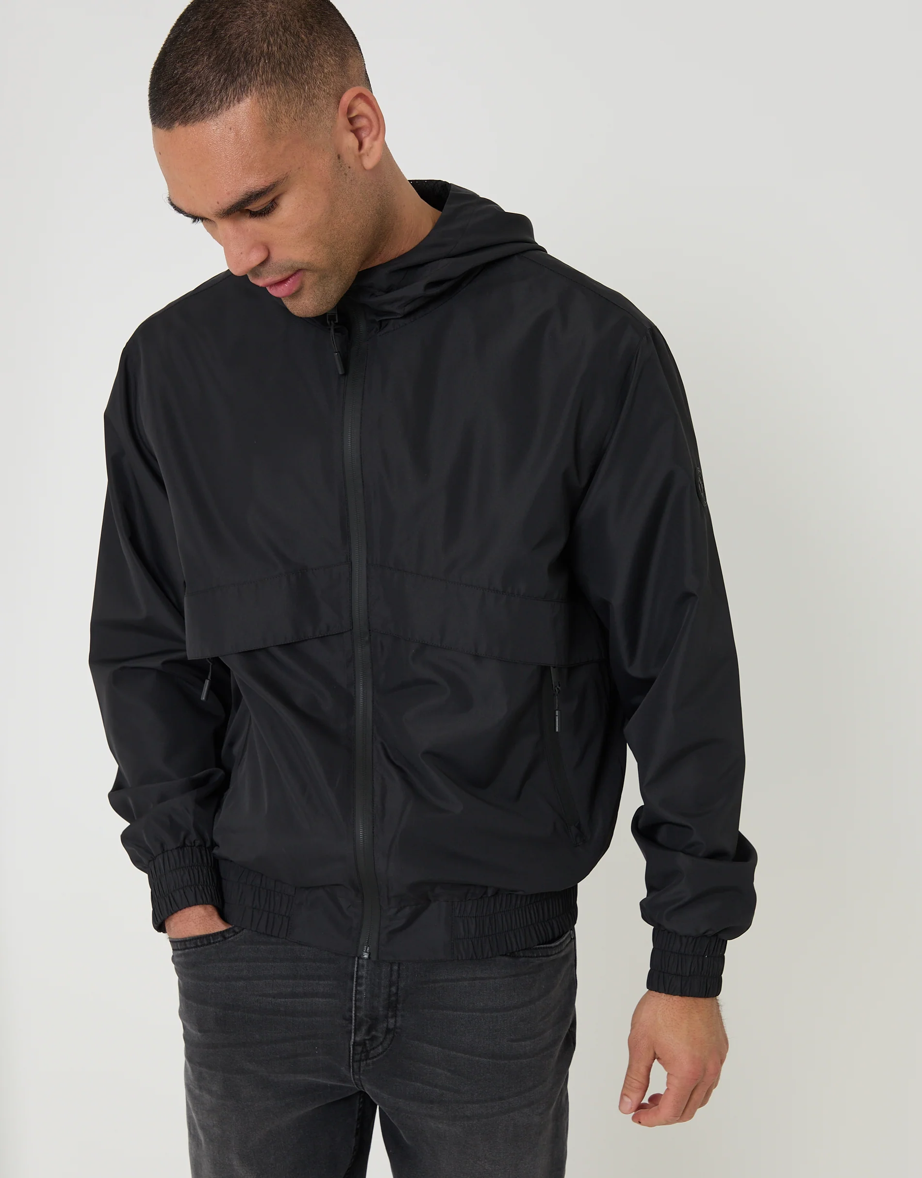 Lightweight Hooded Jacket in Black - Image 5