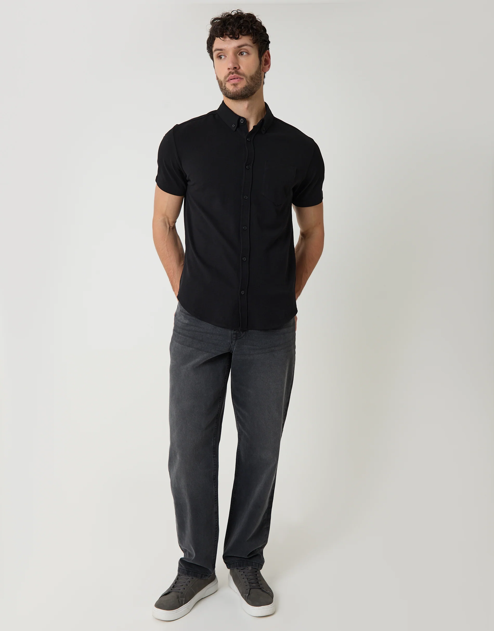 Pique Short Sleeve Shirt in Black - Image 3