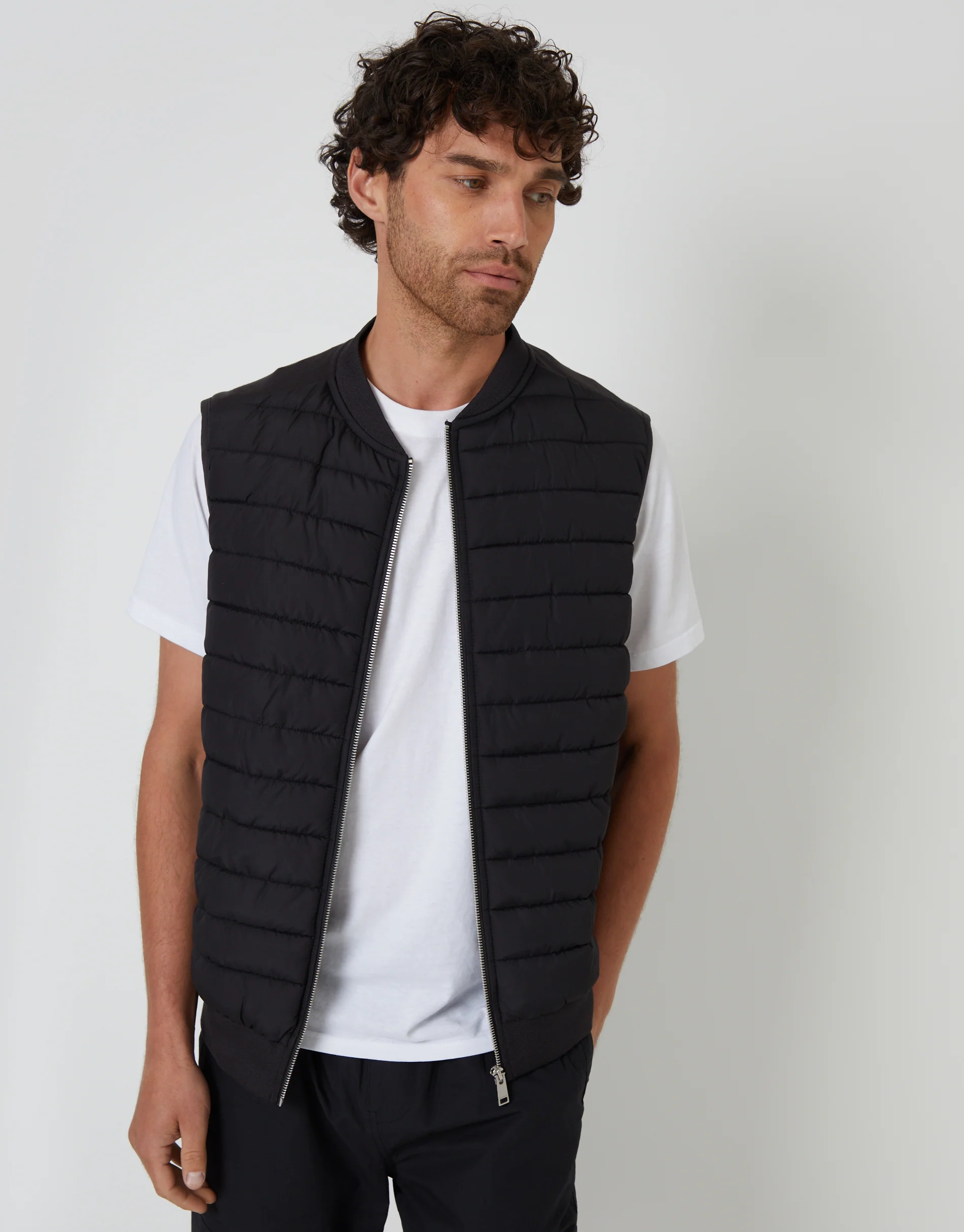 Quilted Hybrid Gilet in Black