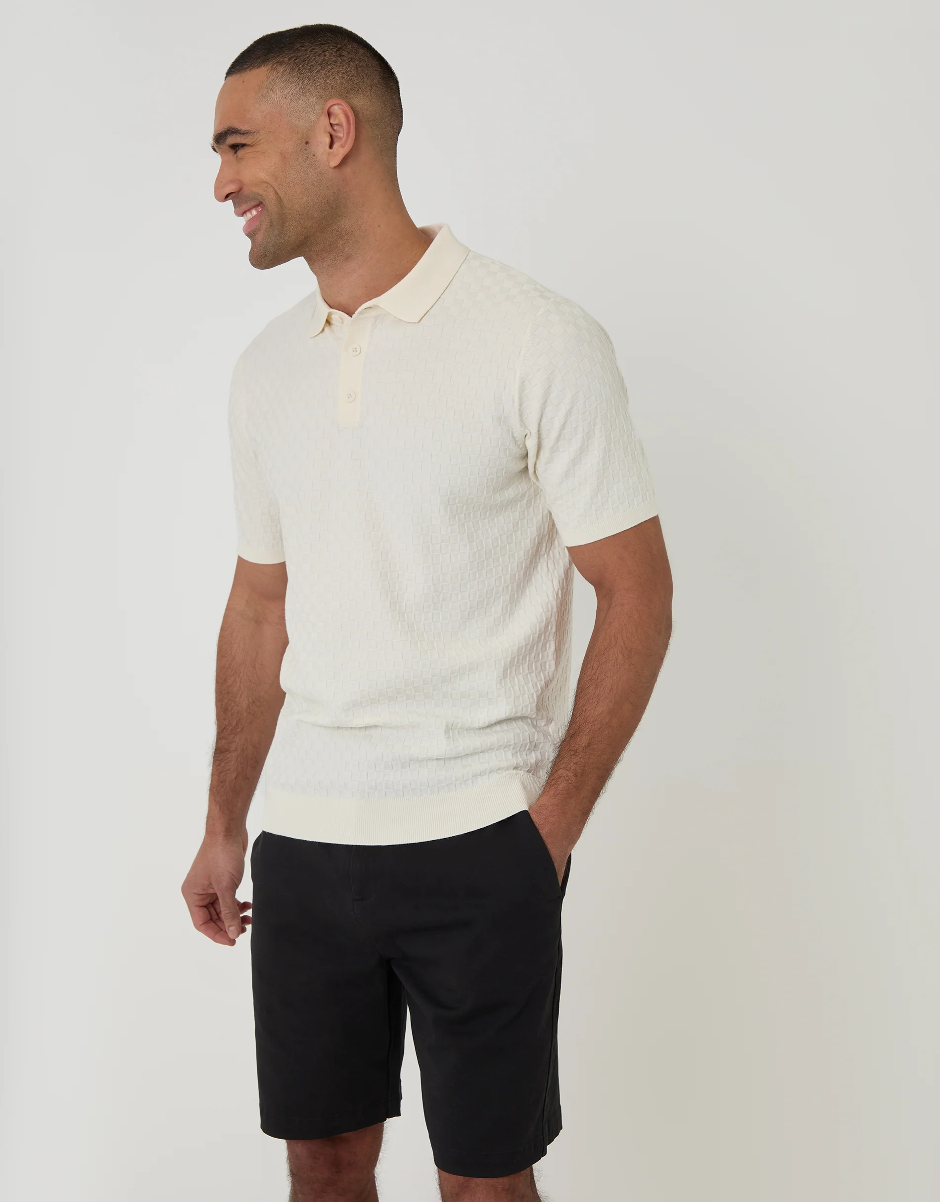 Regular Fit Stretch 3 Pocket Chino Shorts in Black