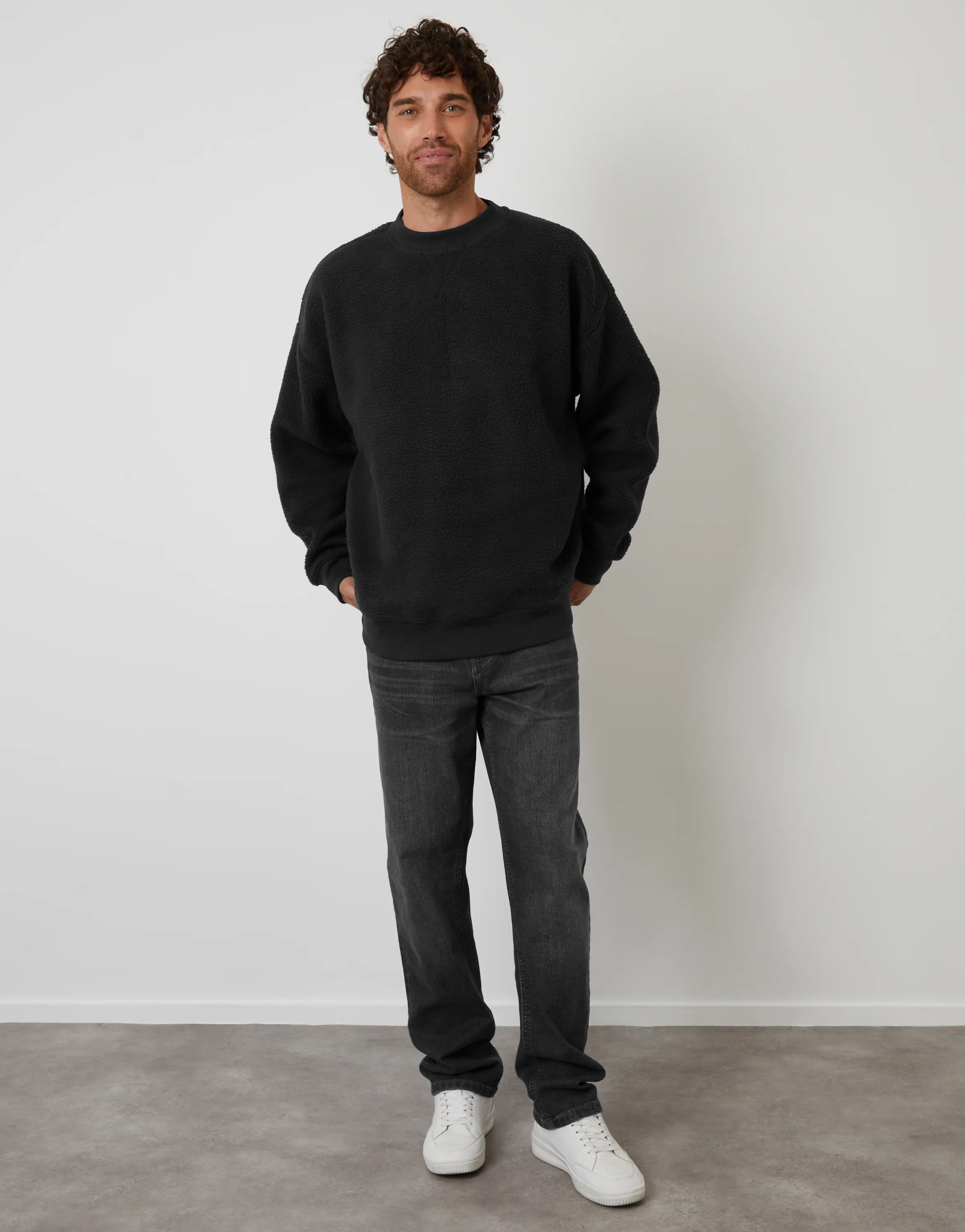 Relaxed Fit Crew Neck Borg Sweatshirt in Black - Image 3