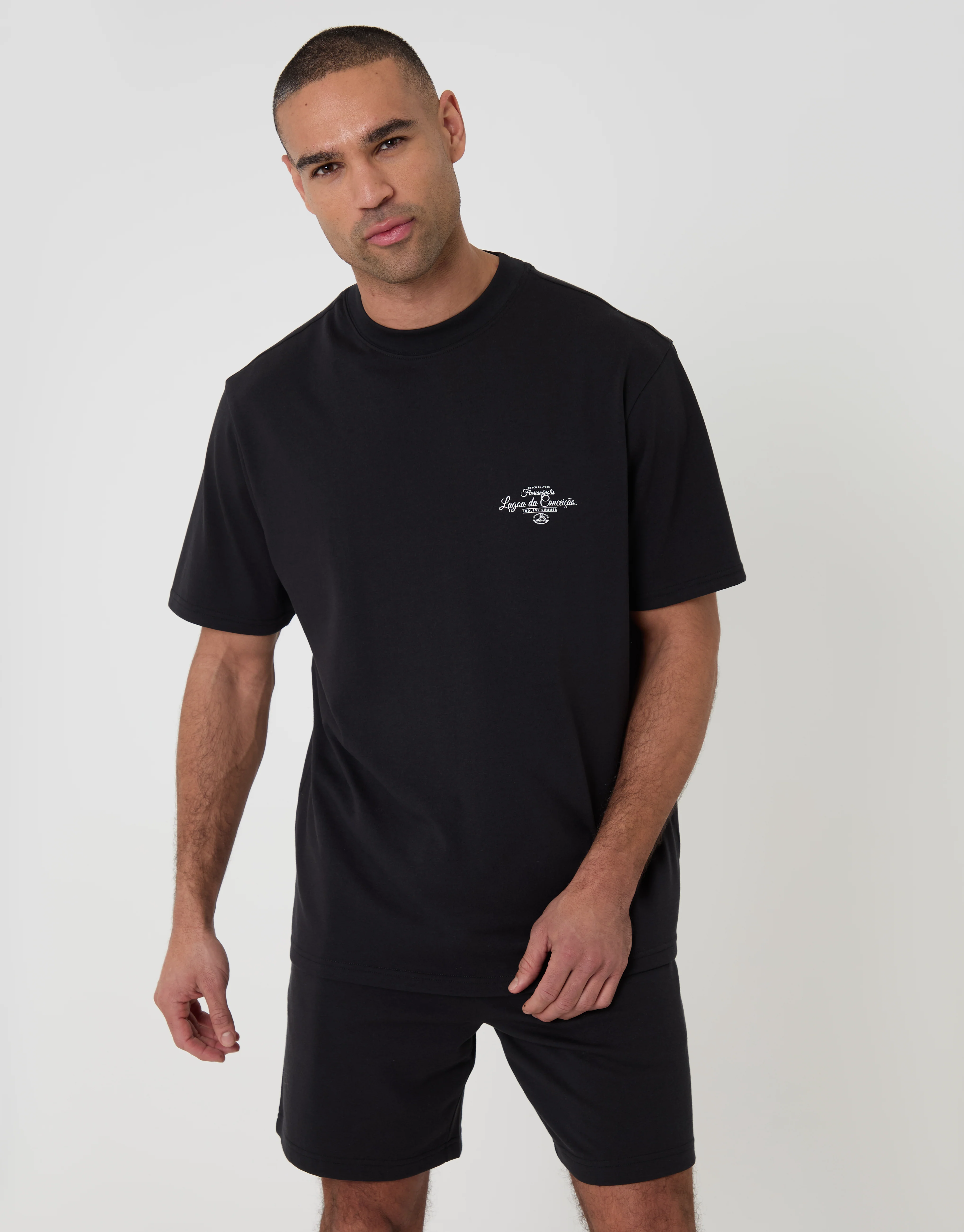 Relaxed Fit Graphic Top & Shorts Lounge Set in Black - Image 2