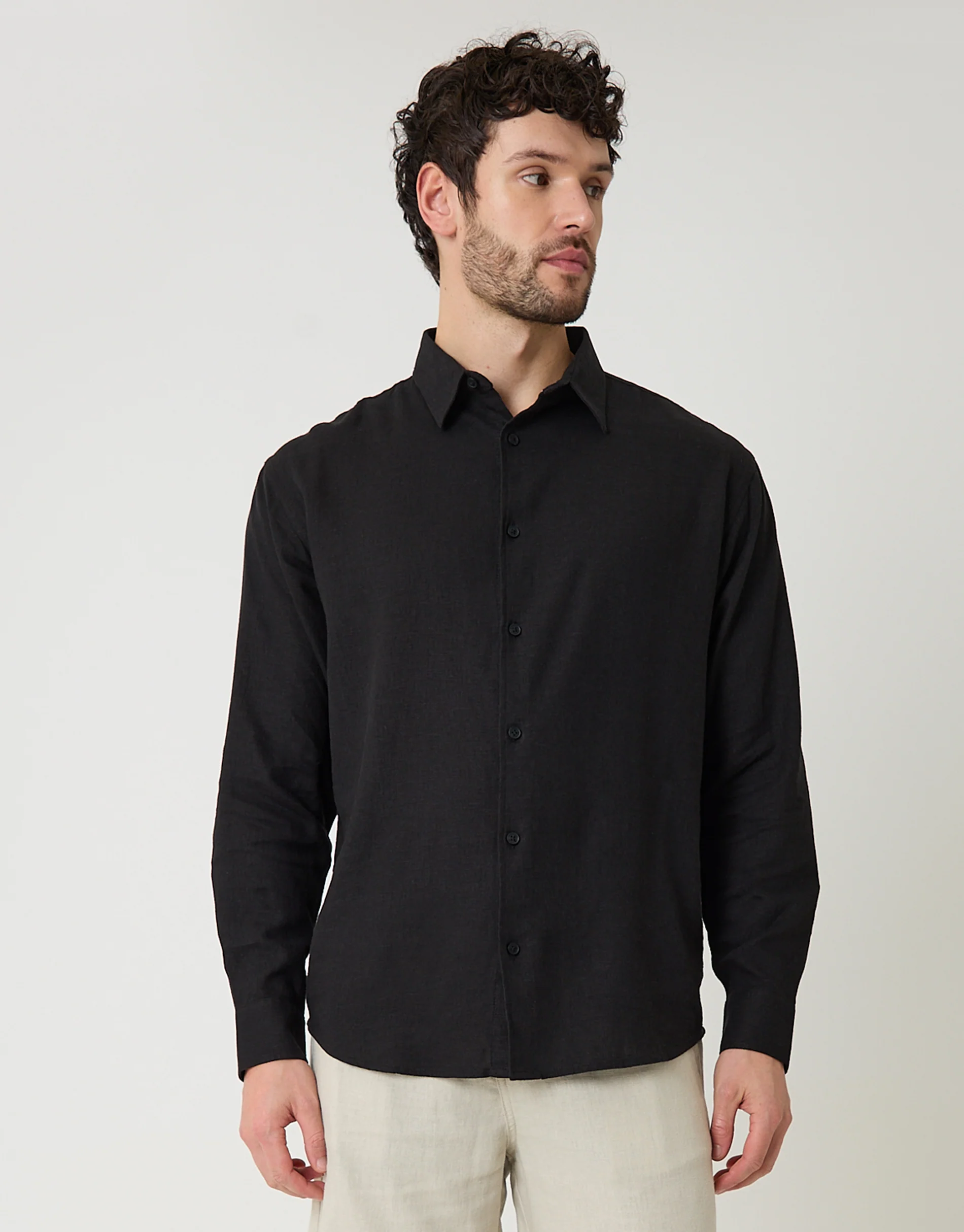 Relaxed Fit Linen Blend Shirt in Black - Image 3