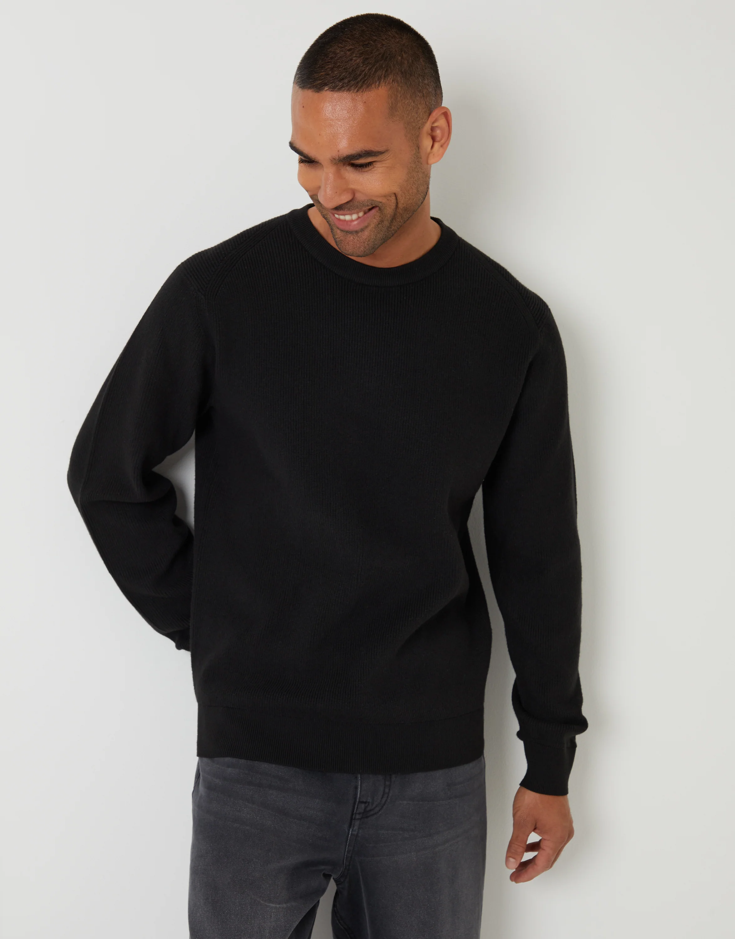 Rib Knit Crew Neck Jumper in Black