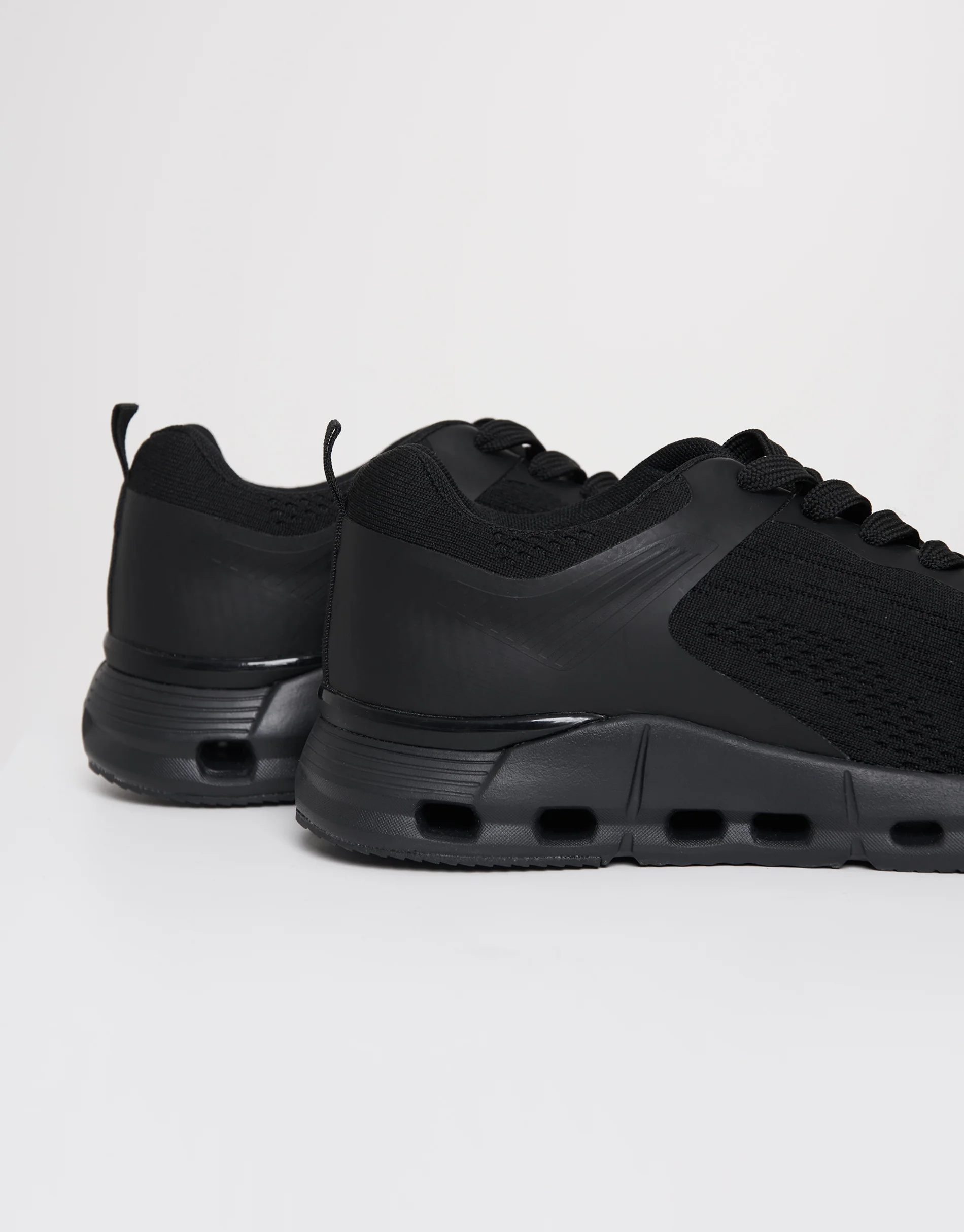 Textured Slip On Trainers in Black - Image 4