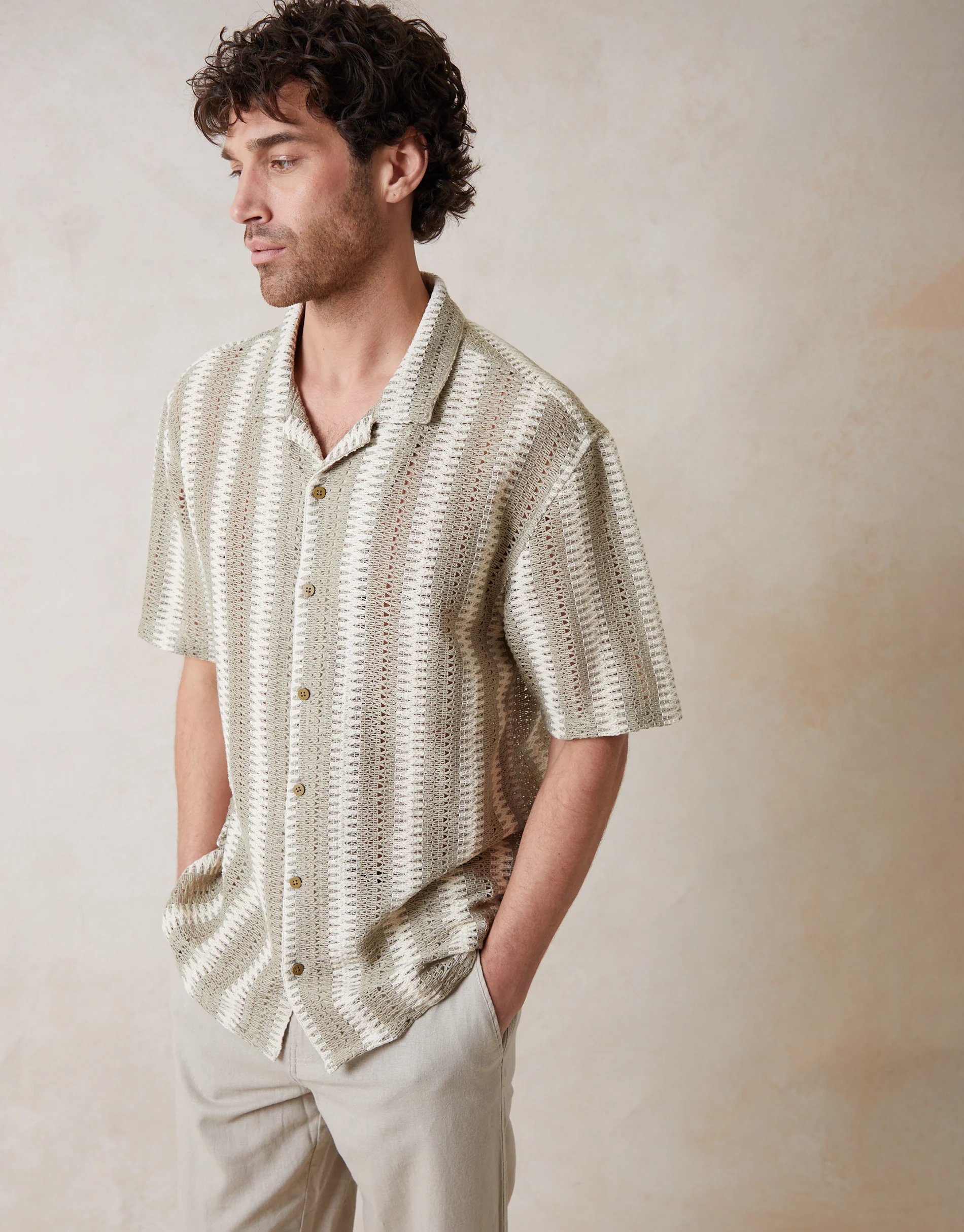 Relaxed Fit Short Sleeve Shirt in Dark Stone & Ecru - Image 2