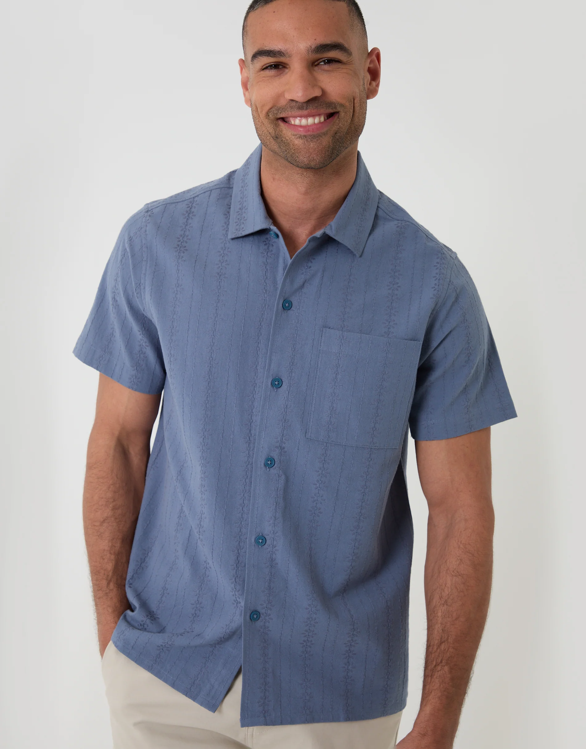 Textured Cotton Short Sleeve Shirt in Denim Blue