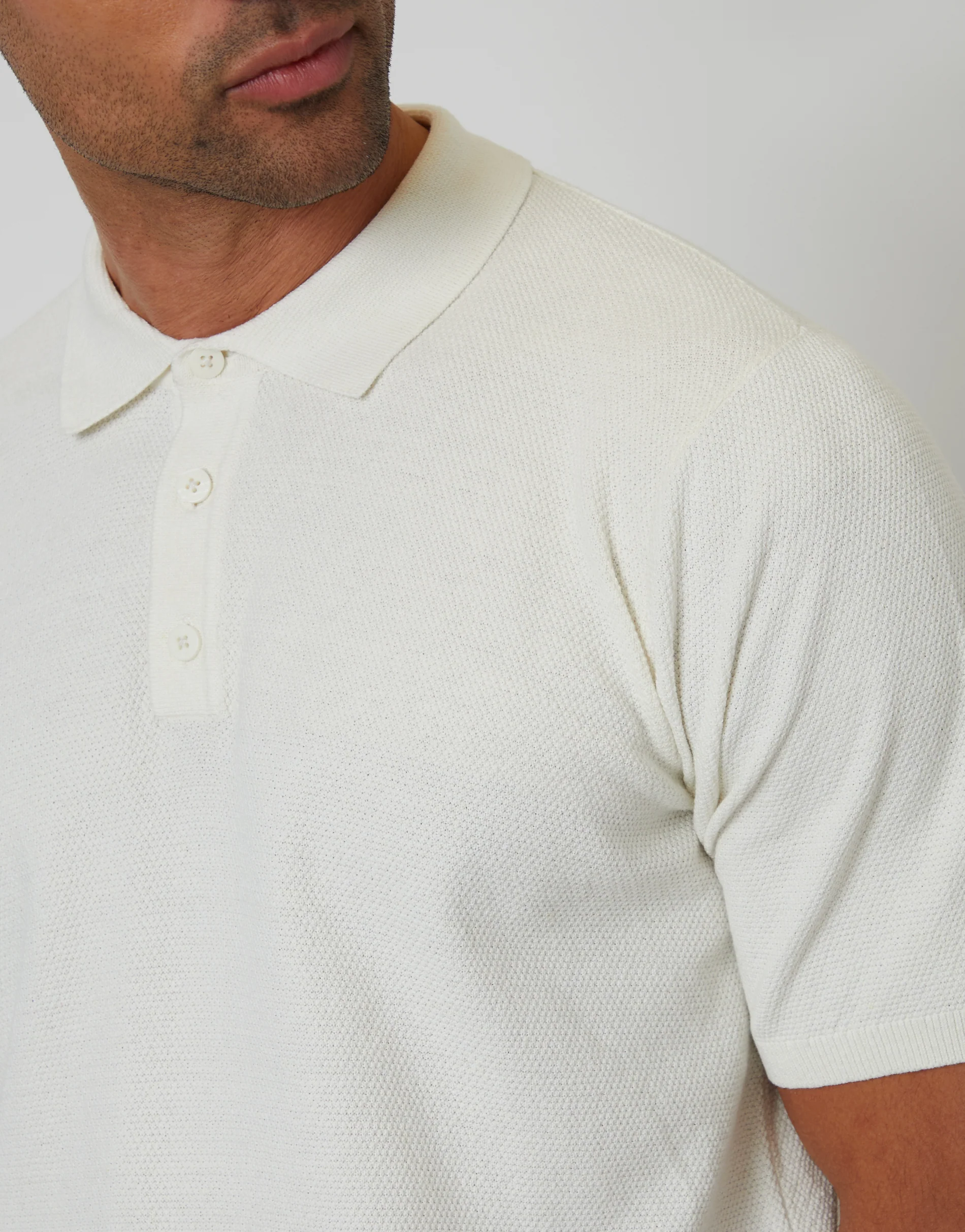 Moss Stitch Knitted Polo in Ecru - Image 4
