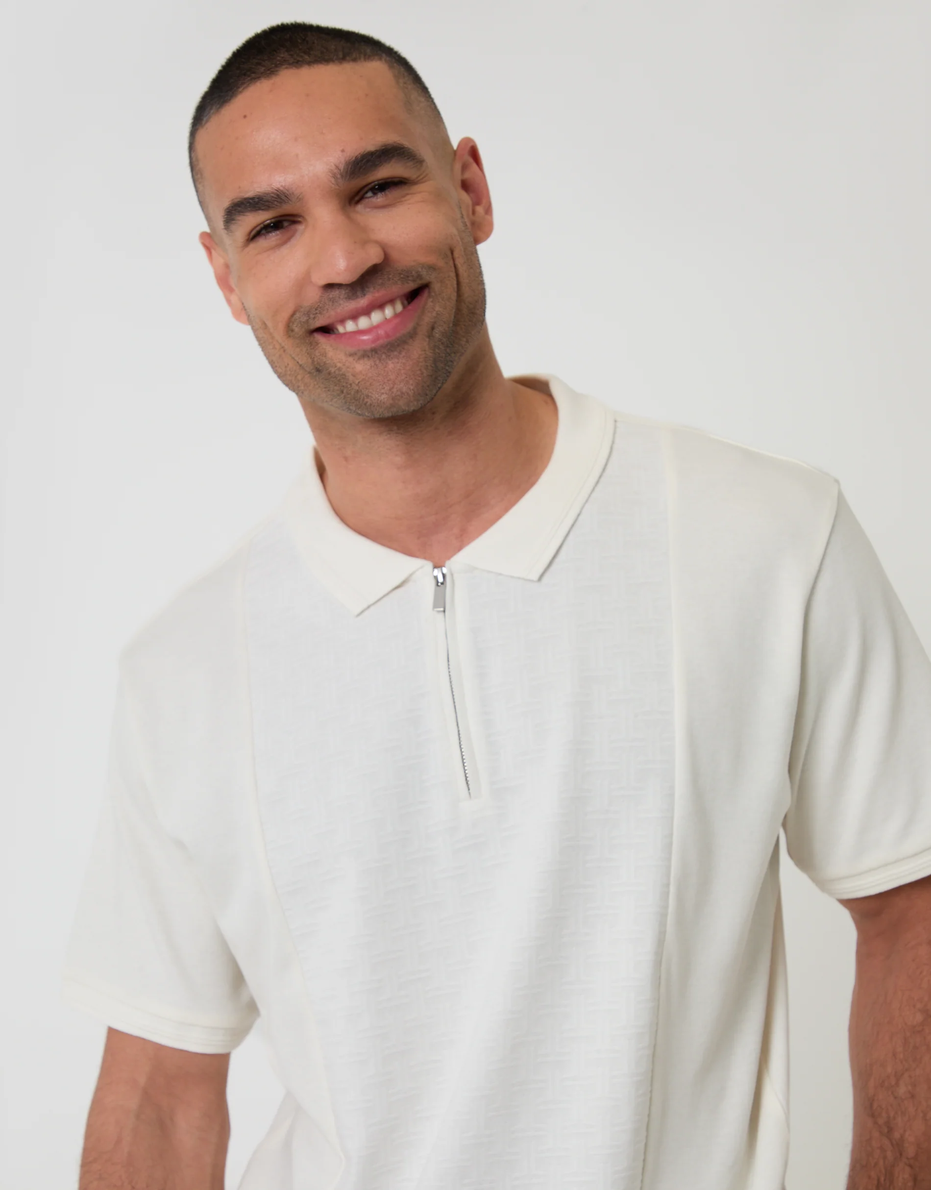 Textured Front Quarter Zip Polo Shirt in Ecru - Image 4